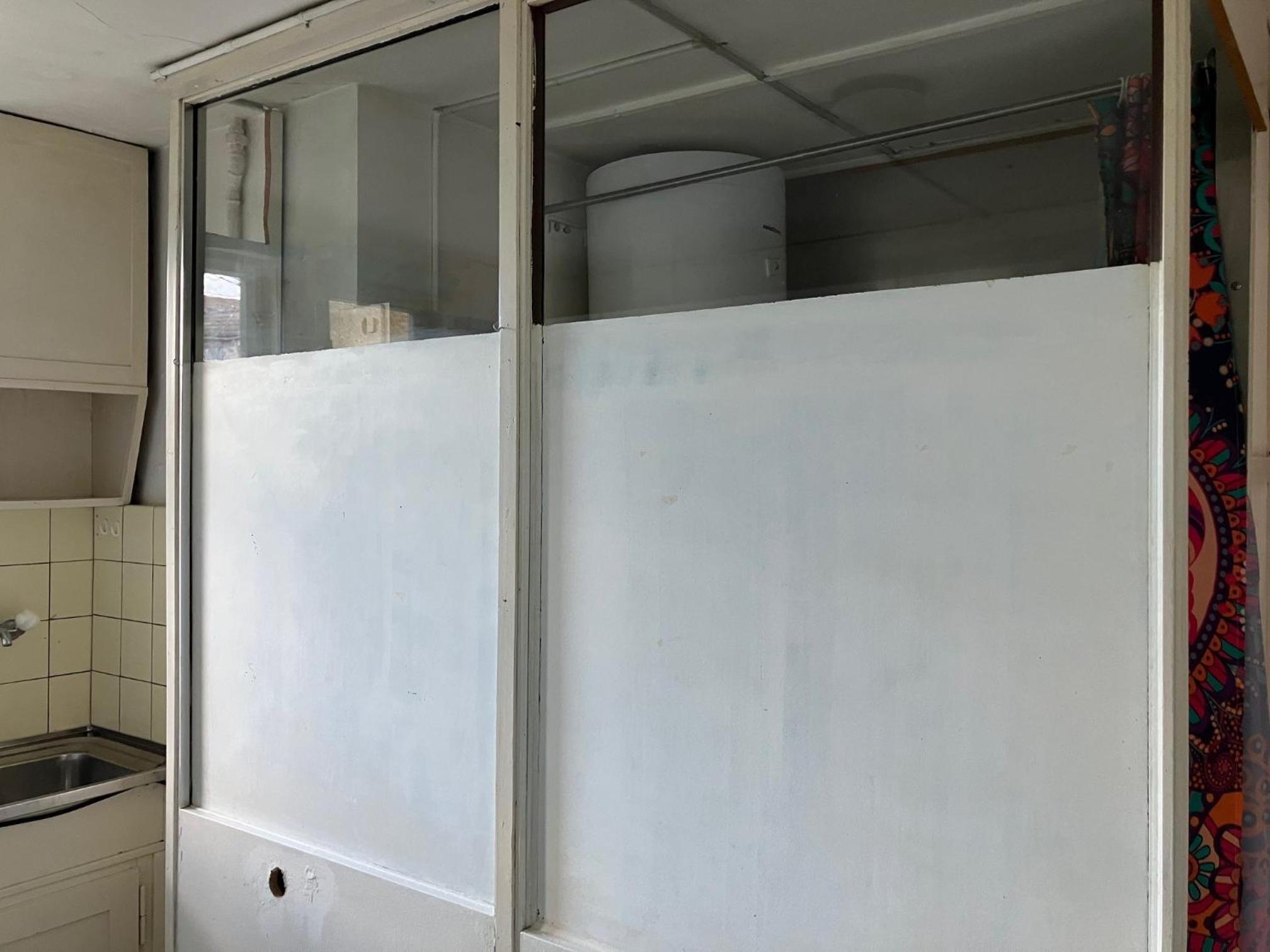 Old Rustic Simple Swiss Flat 60m2 Authentic Center Burgdorf Parking Small Bath