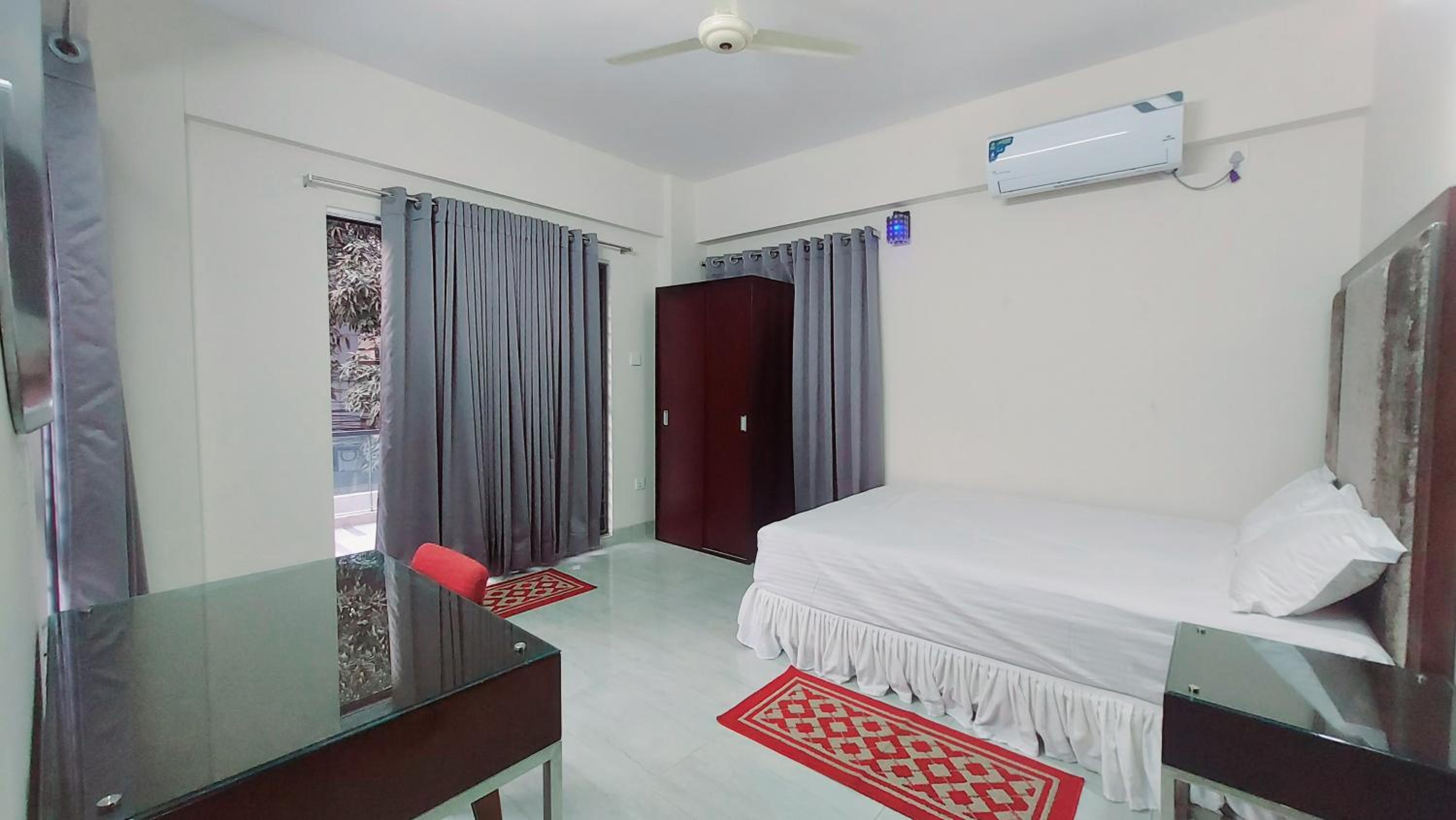 Luxurious apartment at Dhaka