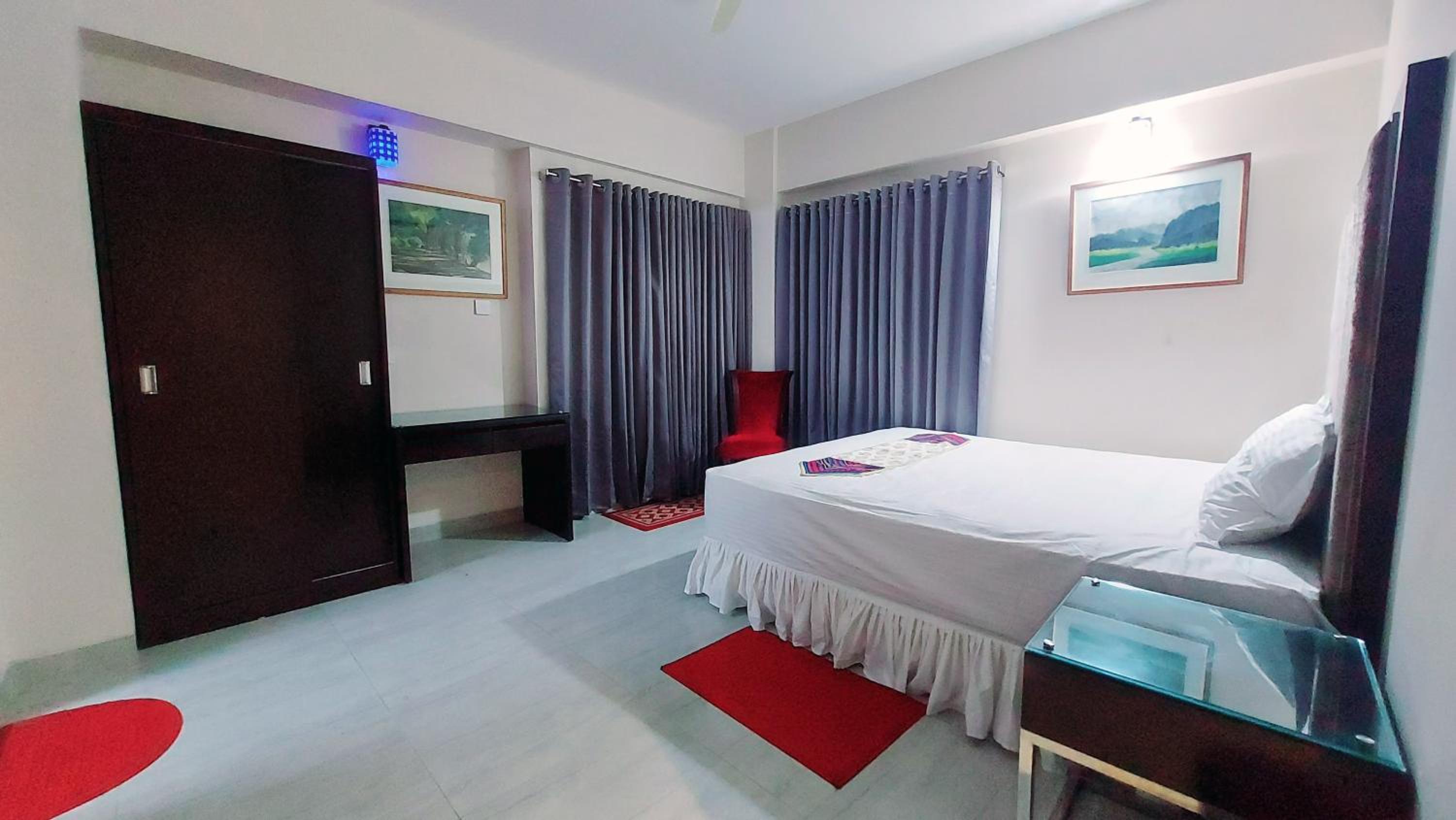 Luxurious apartment at Dhaka