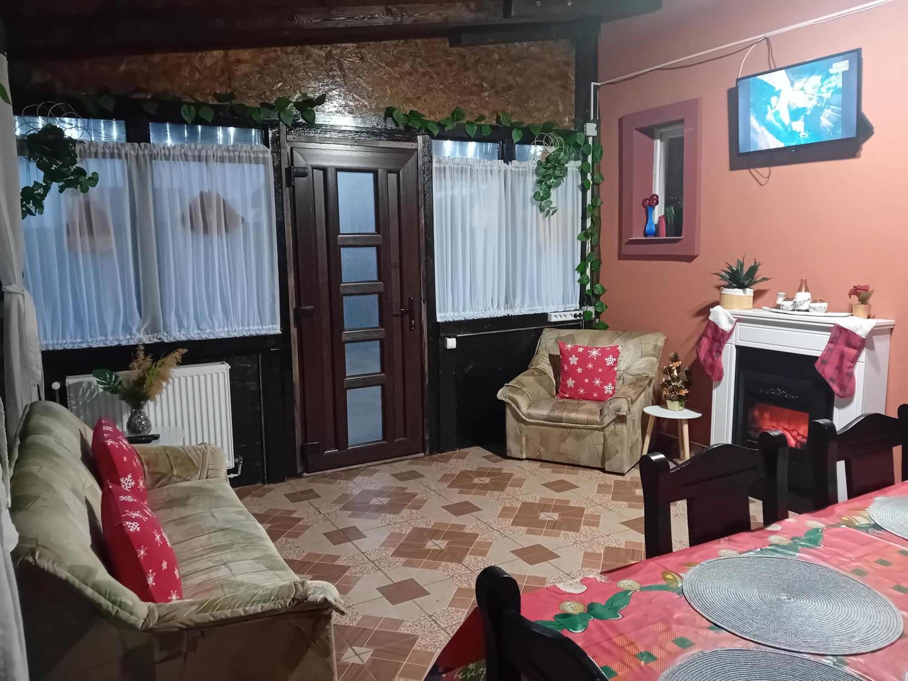 Căsuța Piatra Craiului view 5