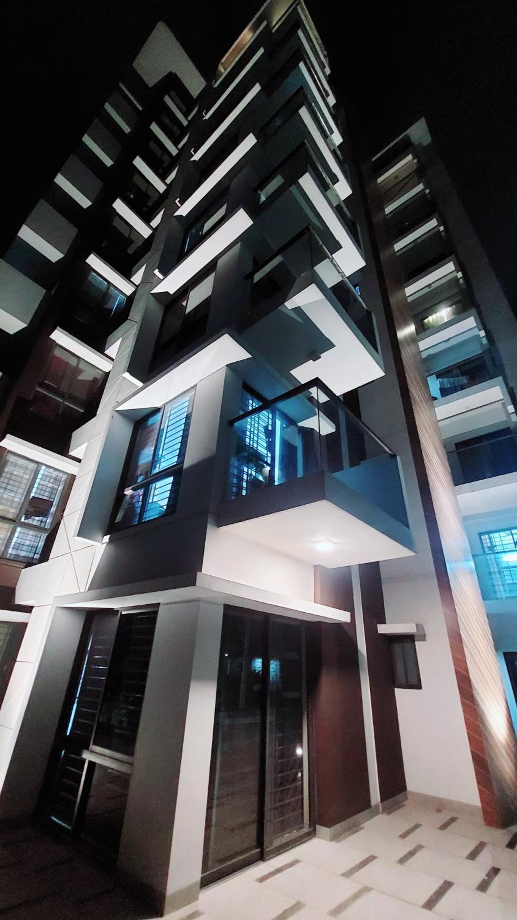 Luxurious apartment at Dhaka