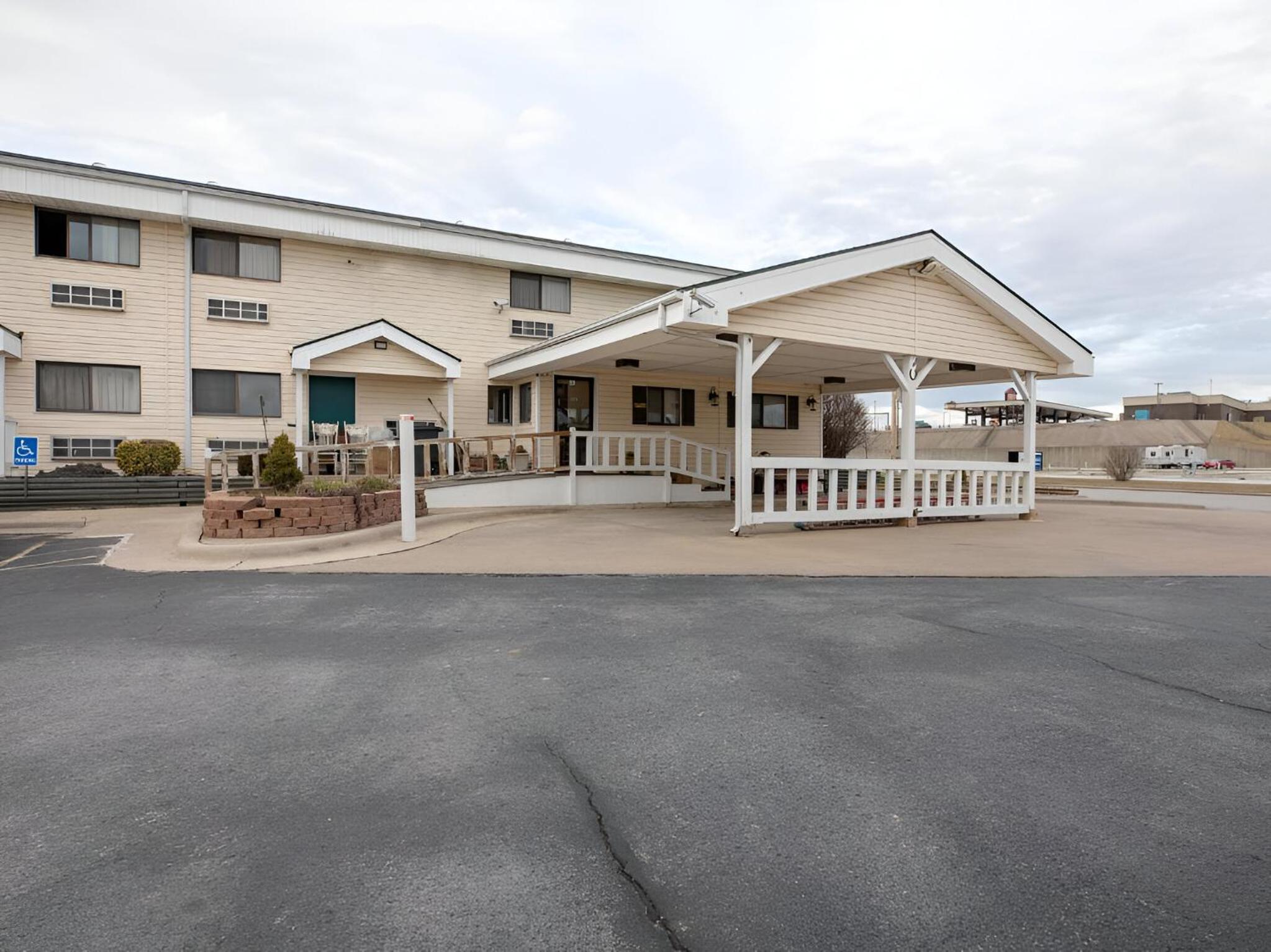American Inn Ozark