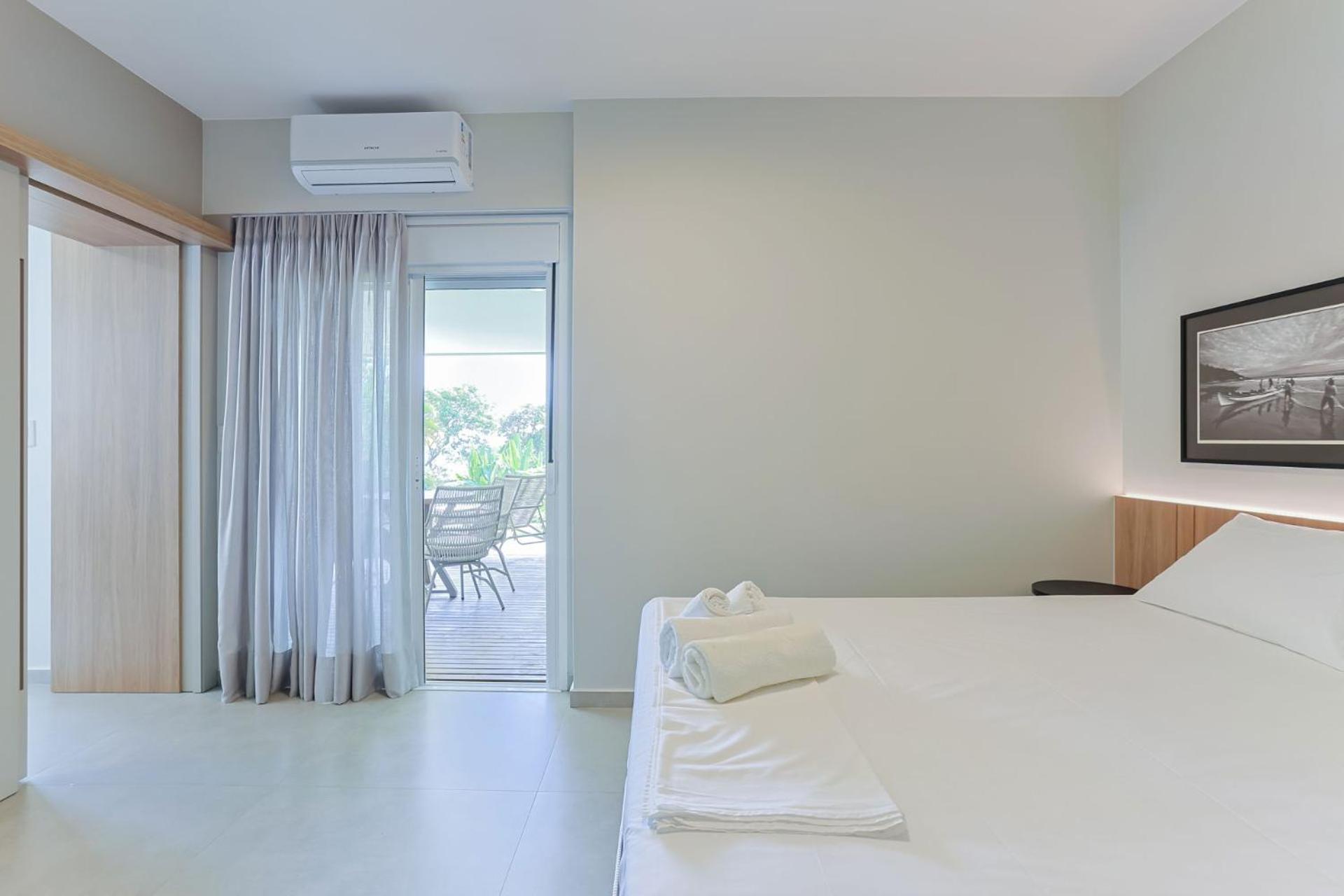 Natureza exuberante: Loft na Praia Brava SX9497