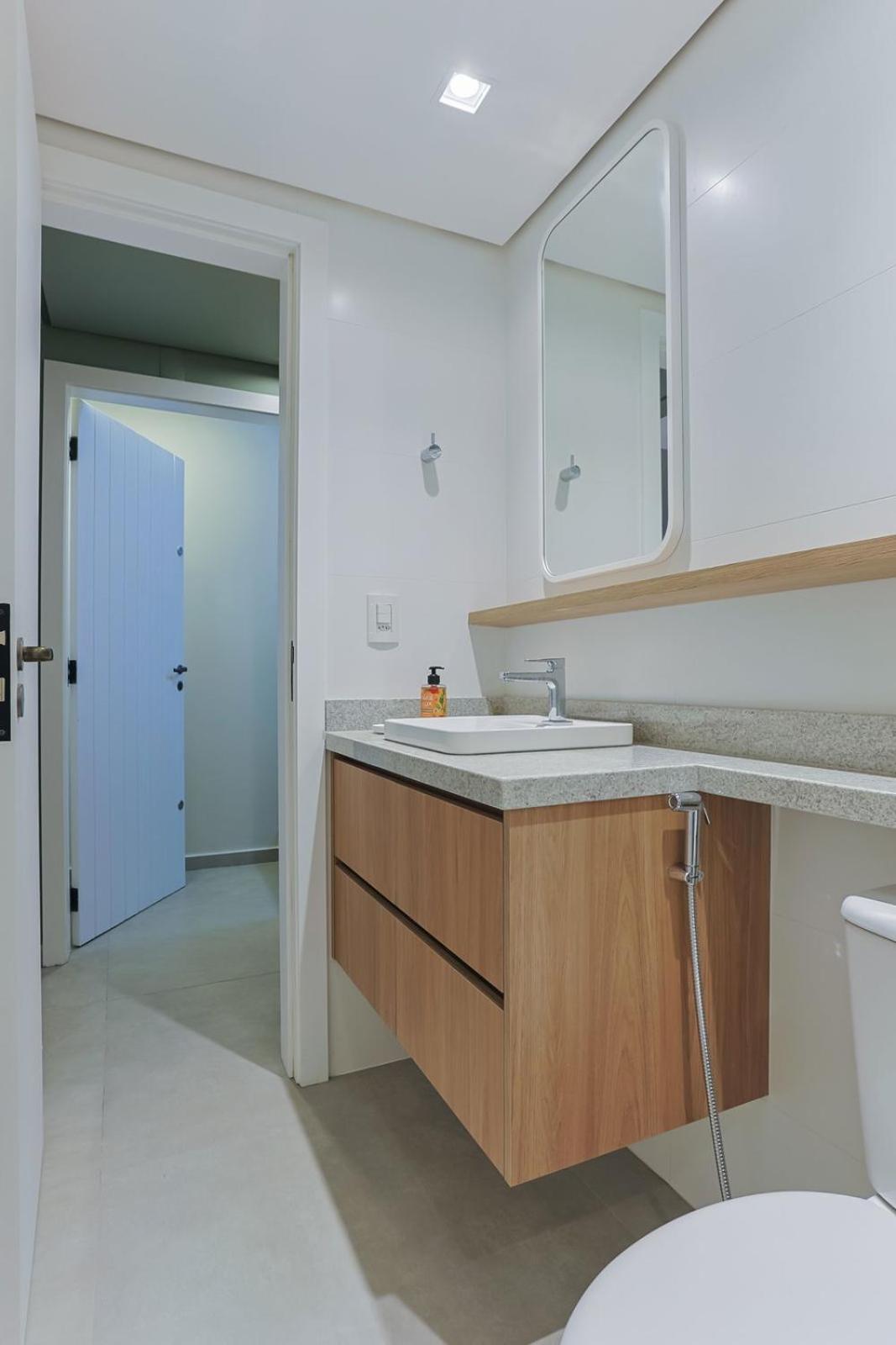 Natureza exuberante: Loft na Praia Brava SX9497