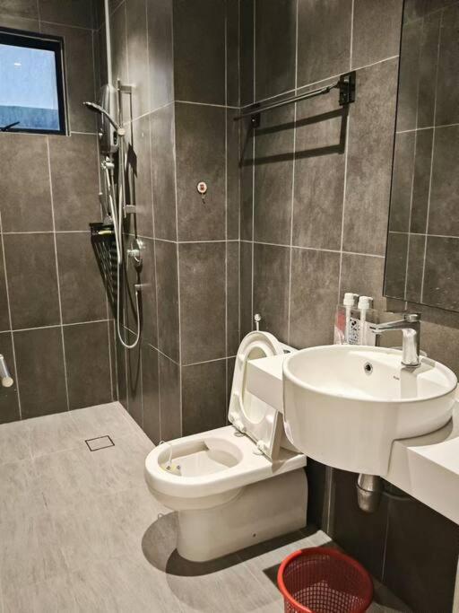 4B3R Lux Penthouse Astoria Ampang