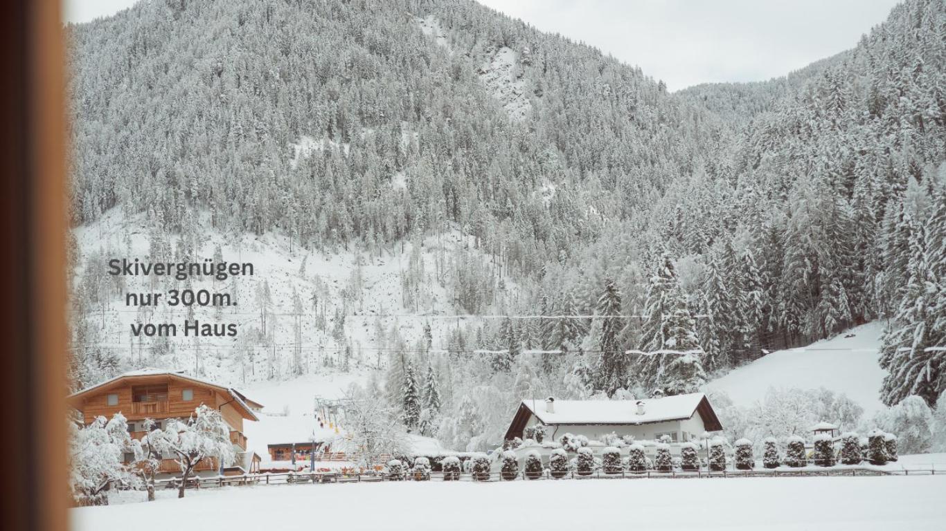 Großkarnaiderhof Ferienwohnungen-Bauernhof-Dolomiten-Natur Pur