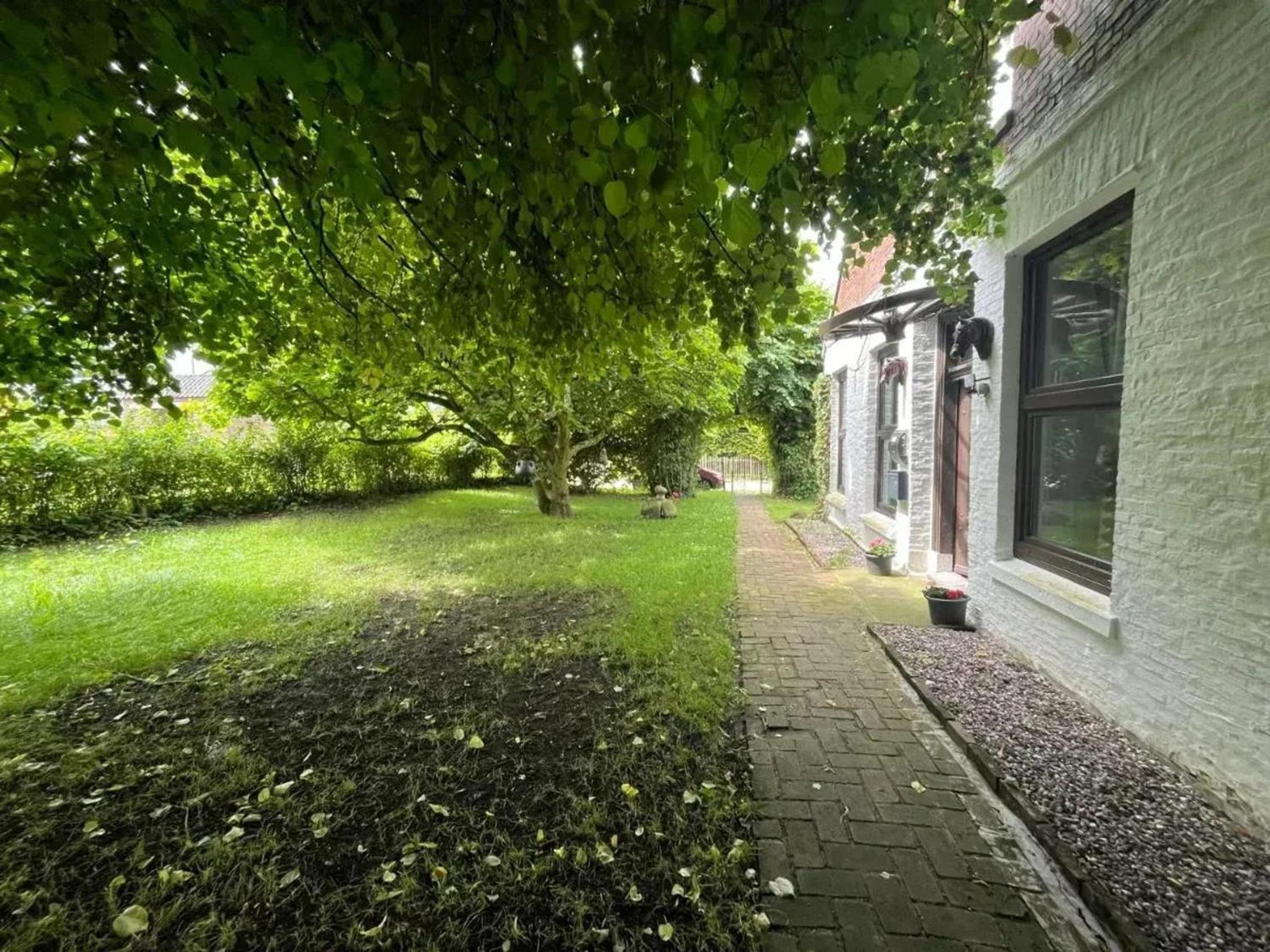 Charming apartment near Emden with garden, 100 m²
