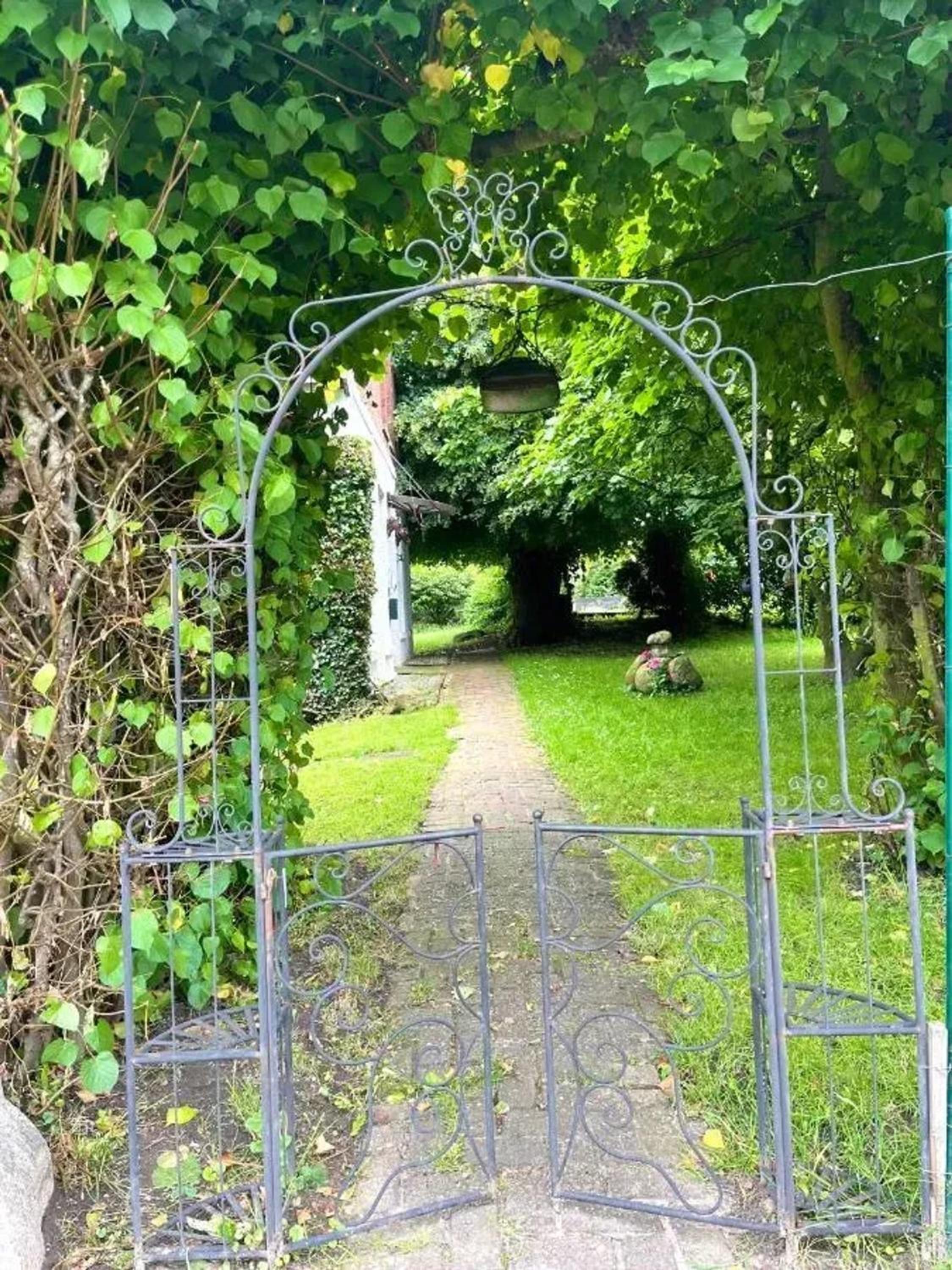 Charming apartment near Emden with garden, 100 m²