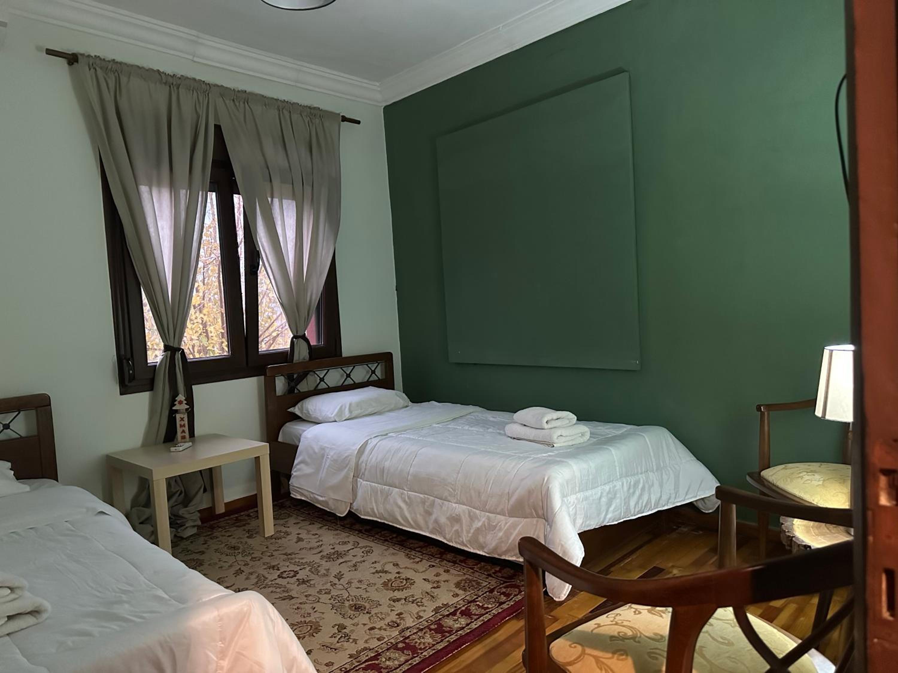 Mikio Guest House