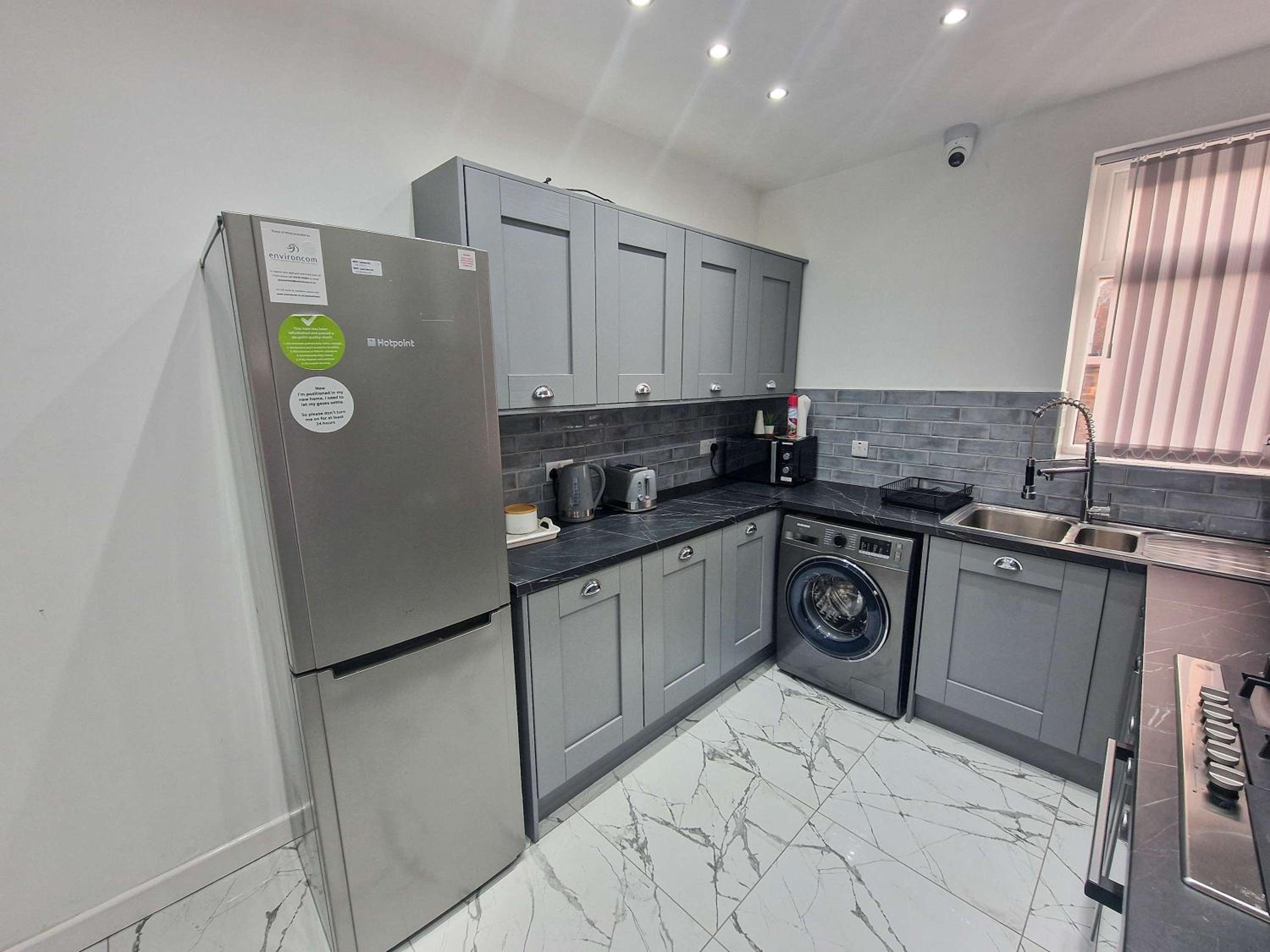 City SuperHost - Lovely 5 Bed Close To City Centre photo 5