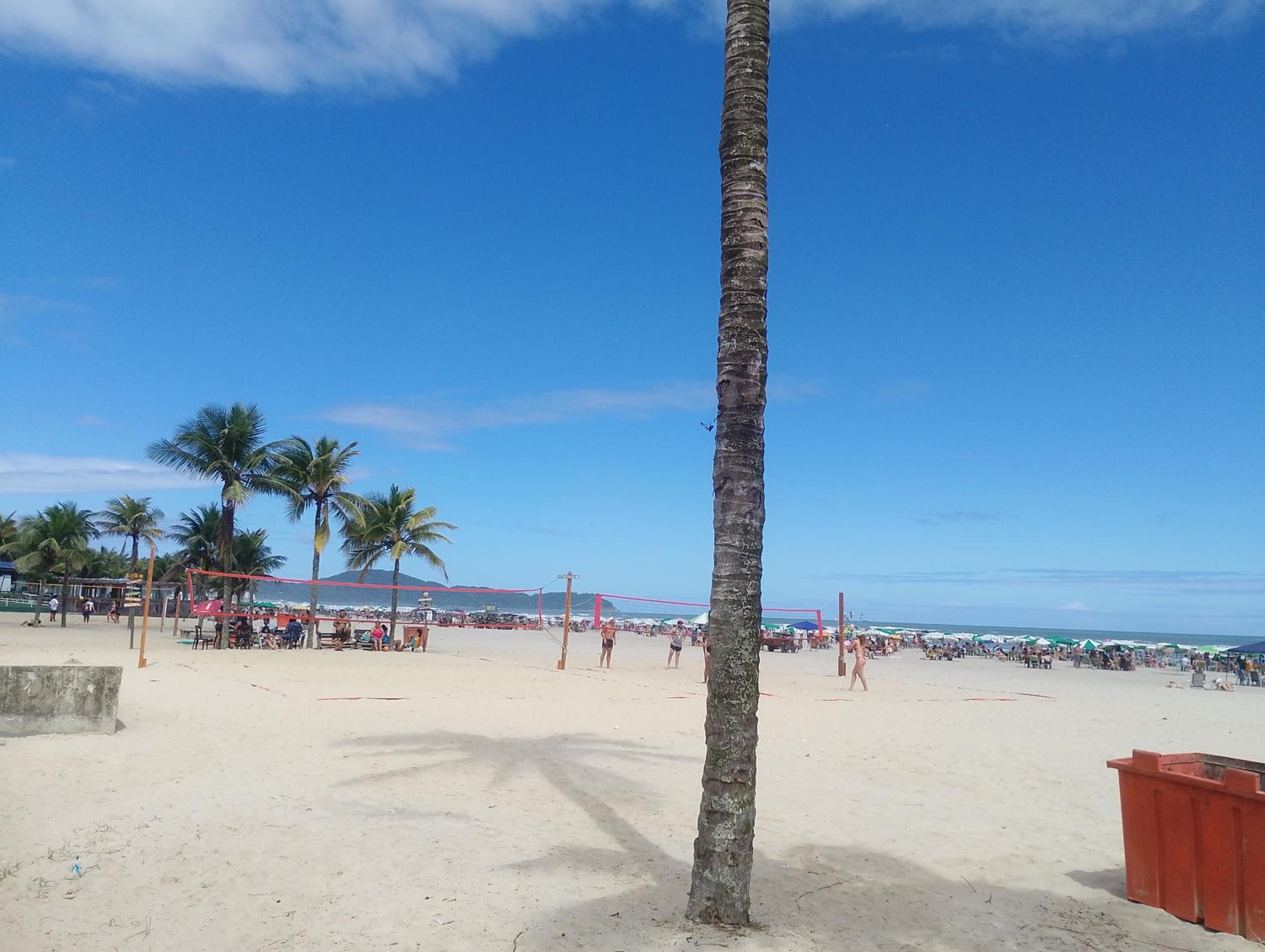 Apto Domeni, seu conforto a 10 min da praia!
