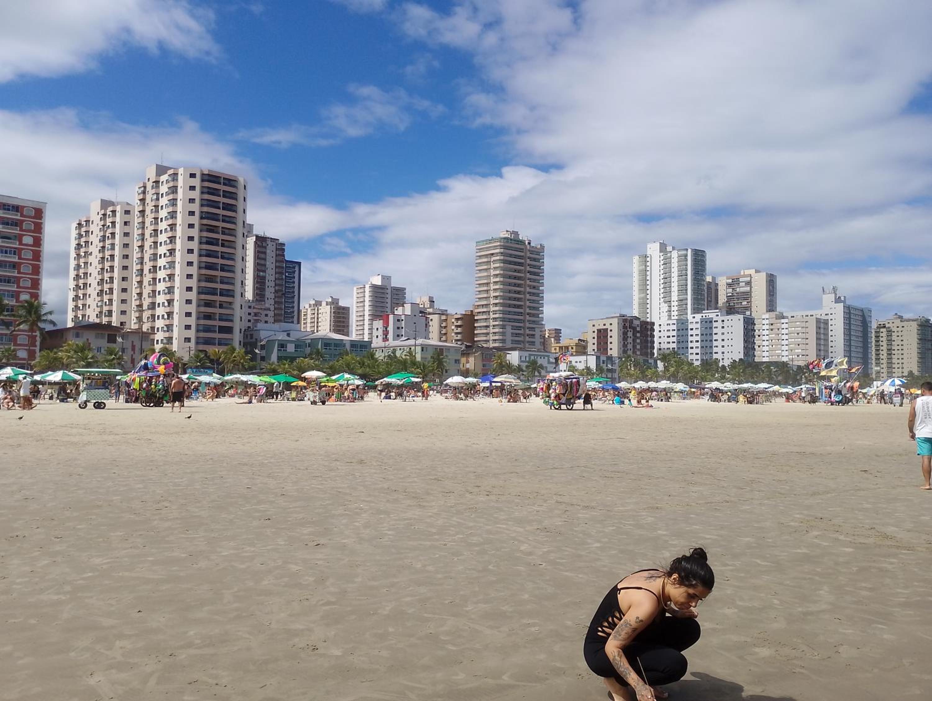 Apto Domeni, seu conforto a 10 min da praia!