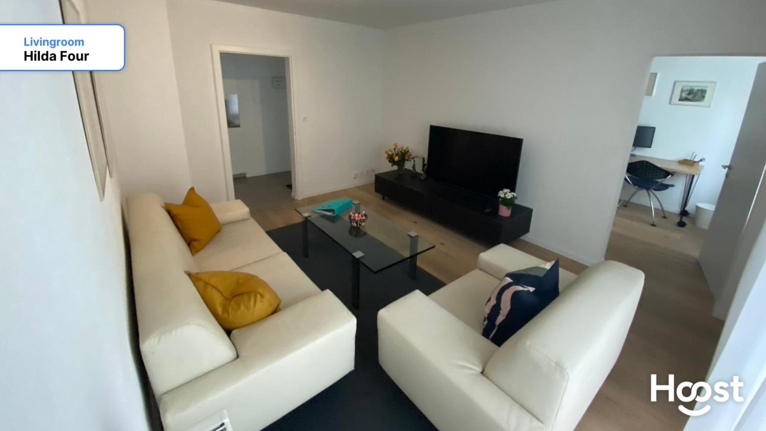 H4 Family apartment, central, quite, modern