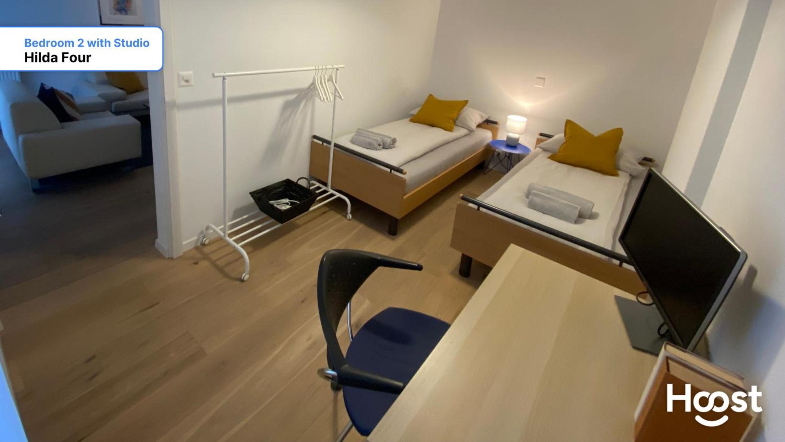 H4 Family apartment, central, quite, modern