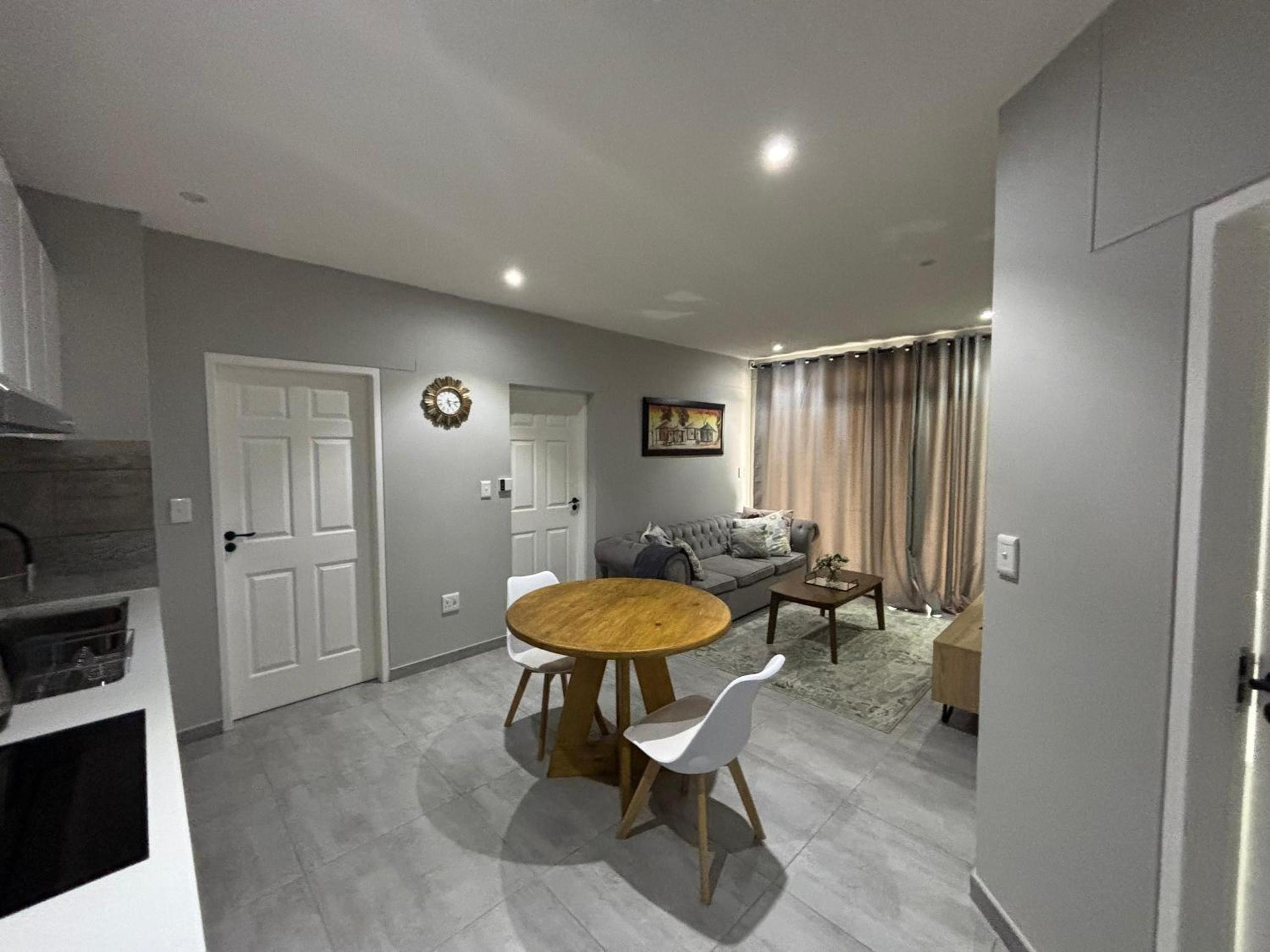 Swakop Luxurious Apartment with Balcony