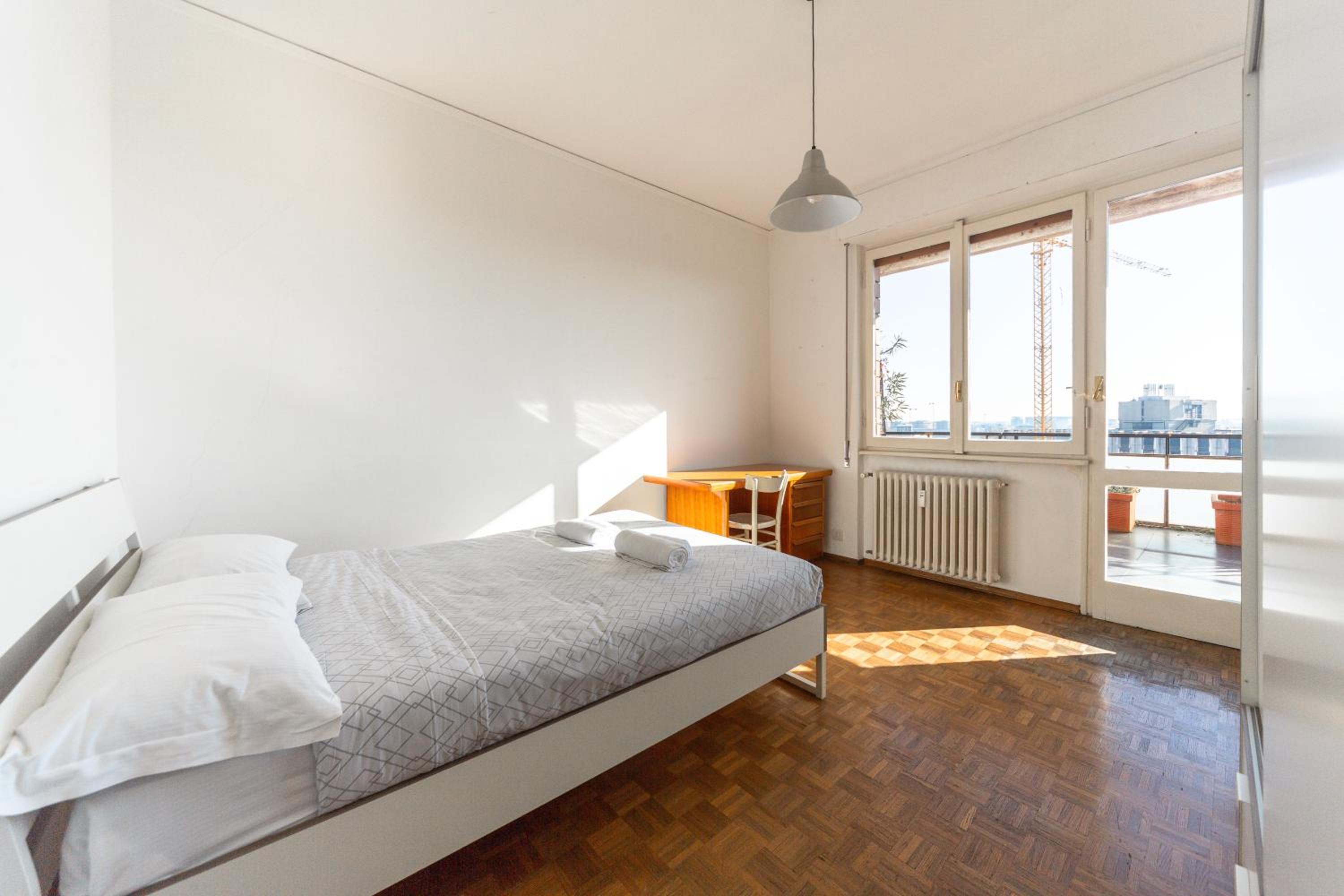 Attico 8vo Piano - Città Studi - 8 Posti Letto