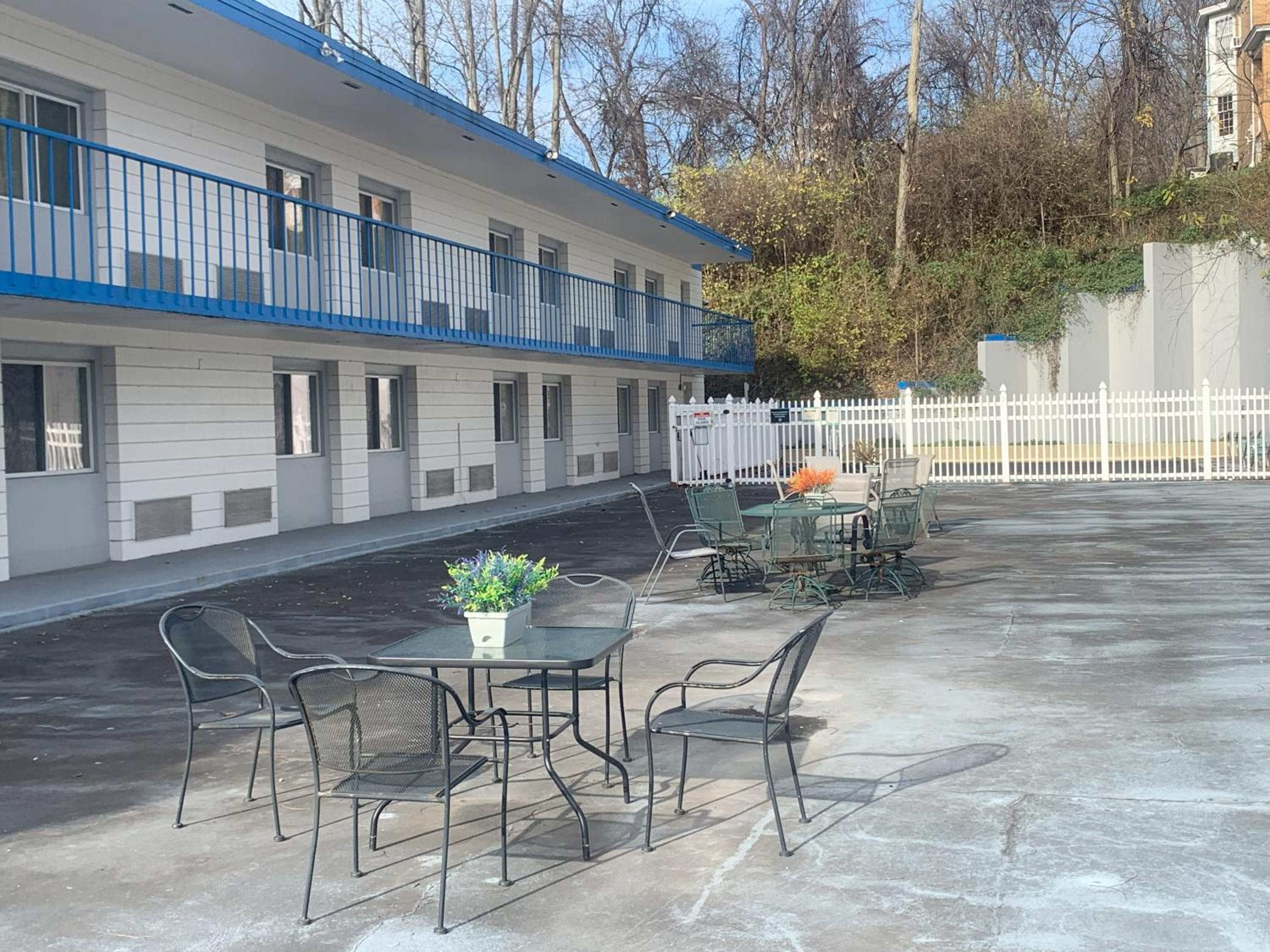 THE INN-Pittsburgh - Property Image 13