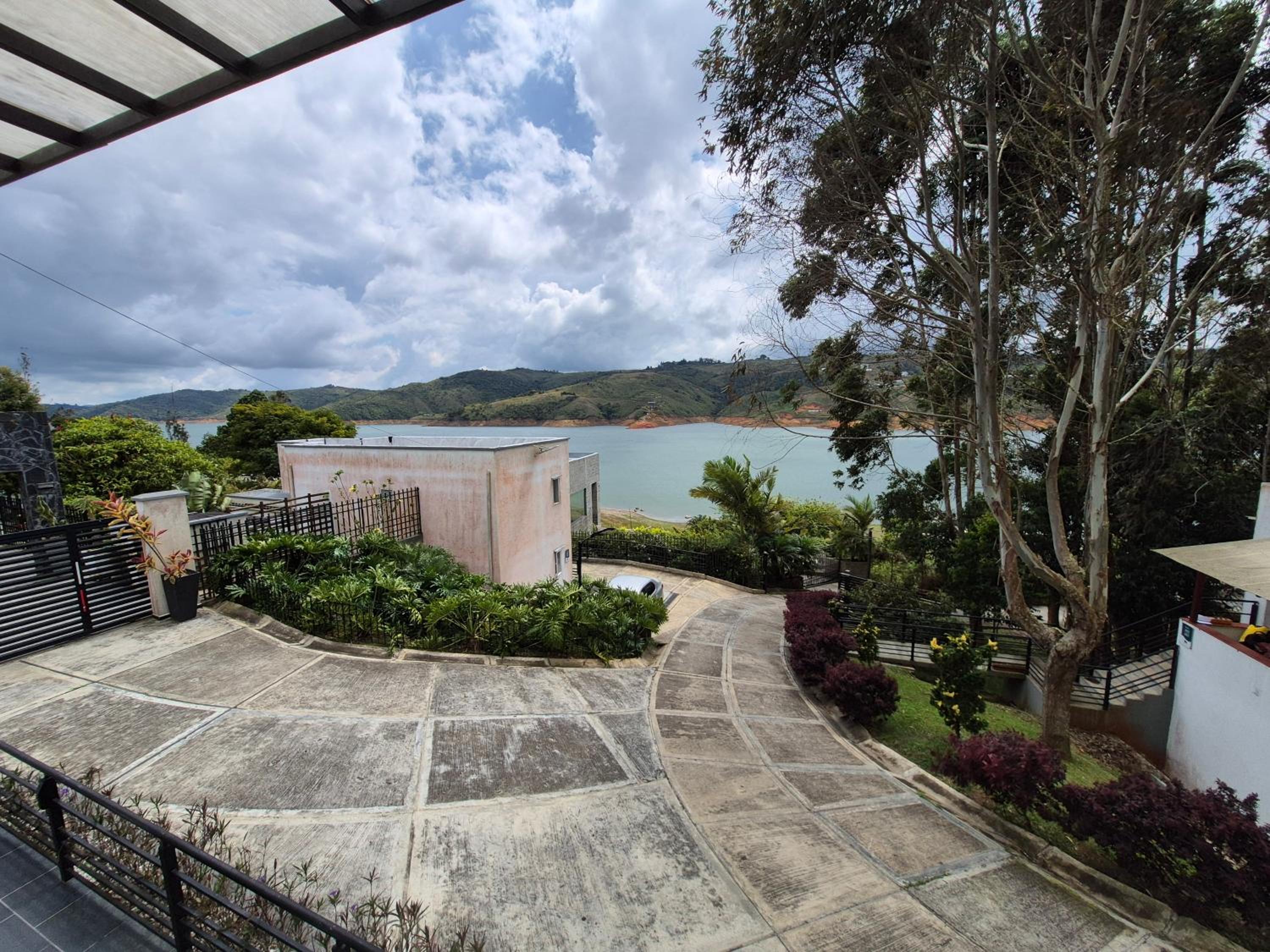 Cabaña Lago Calima