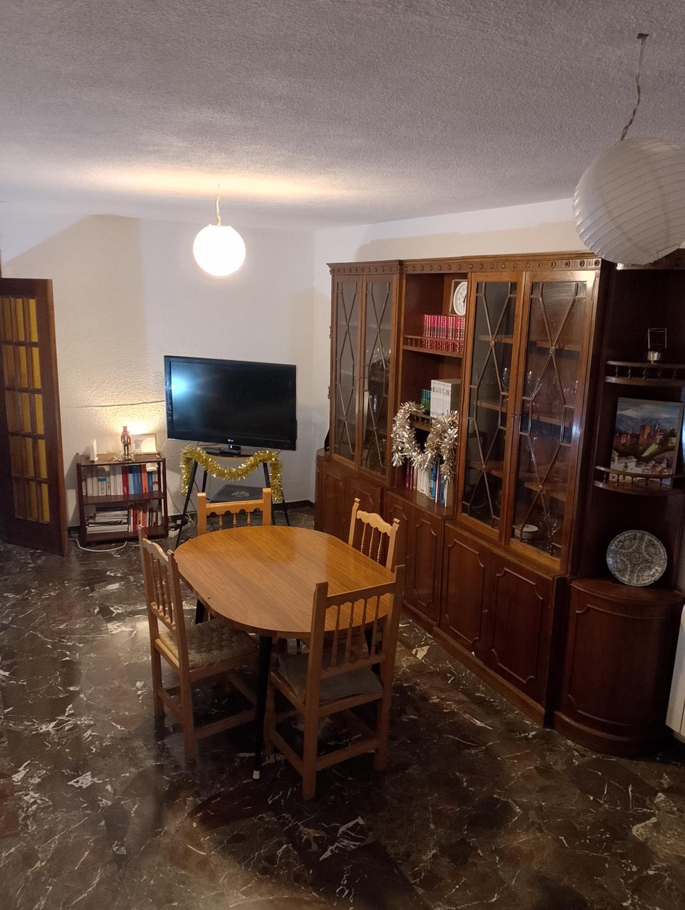 Habitación amplia y cómoda