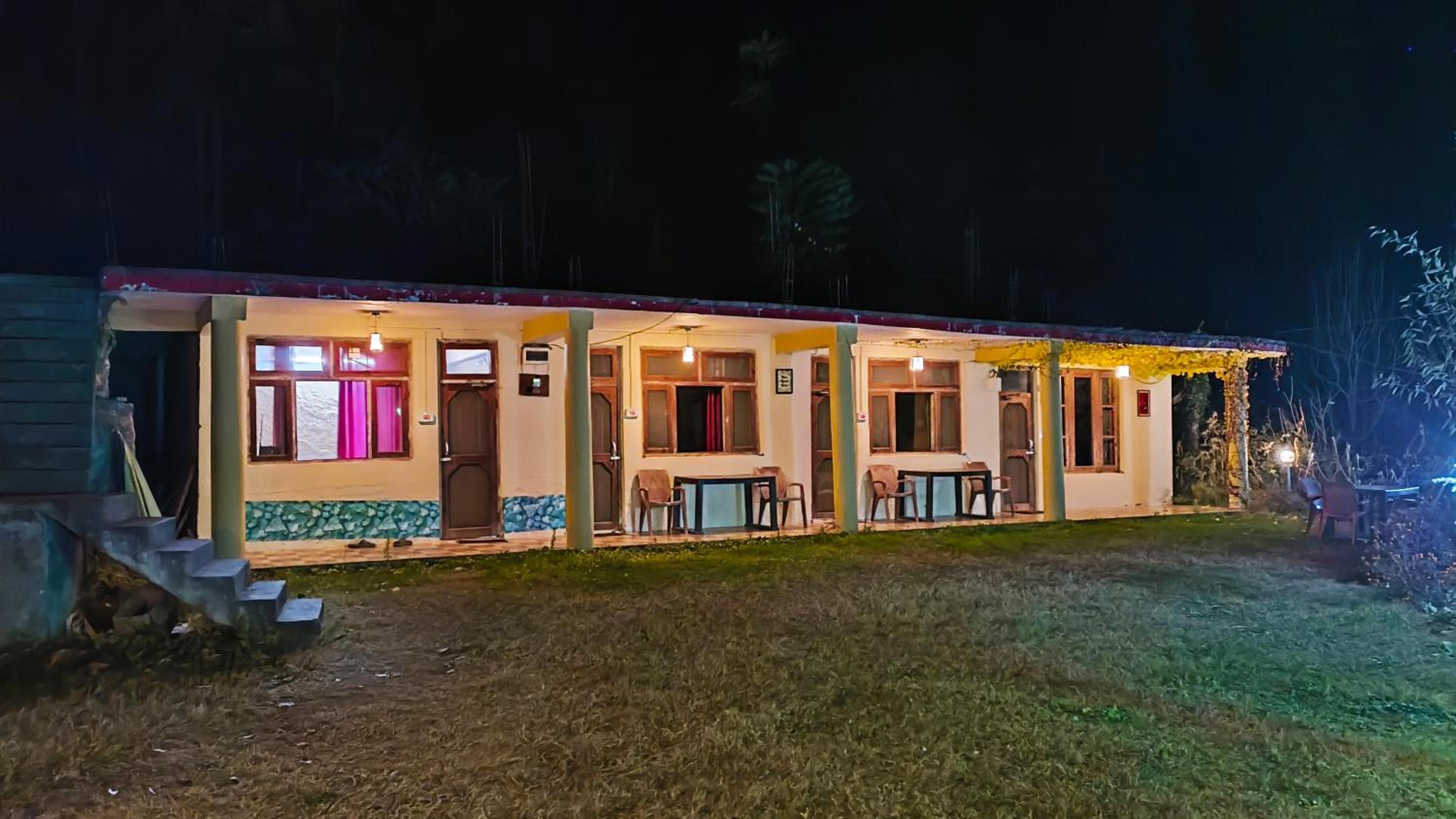 WoodRose Ecostay - Tirthan Valley