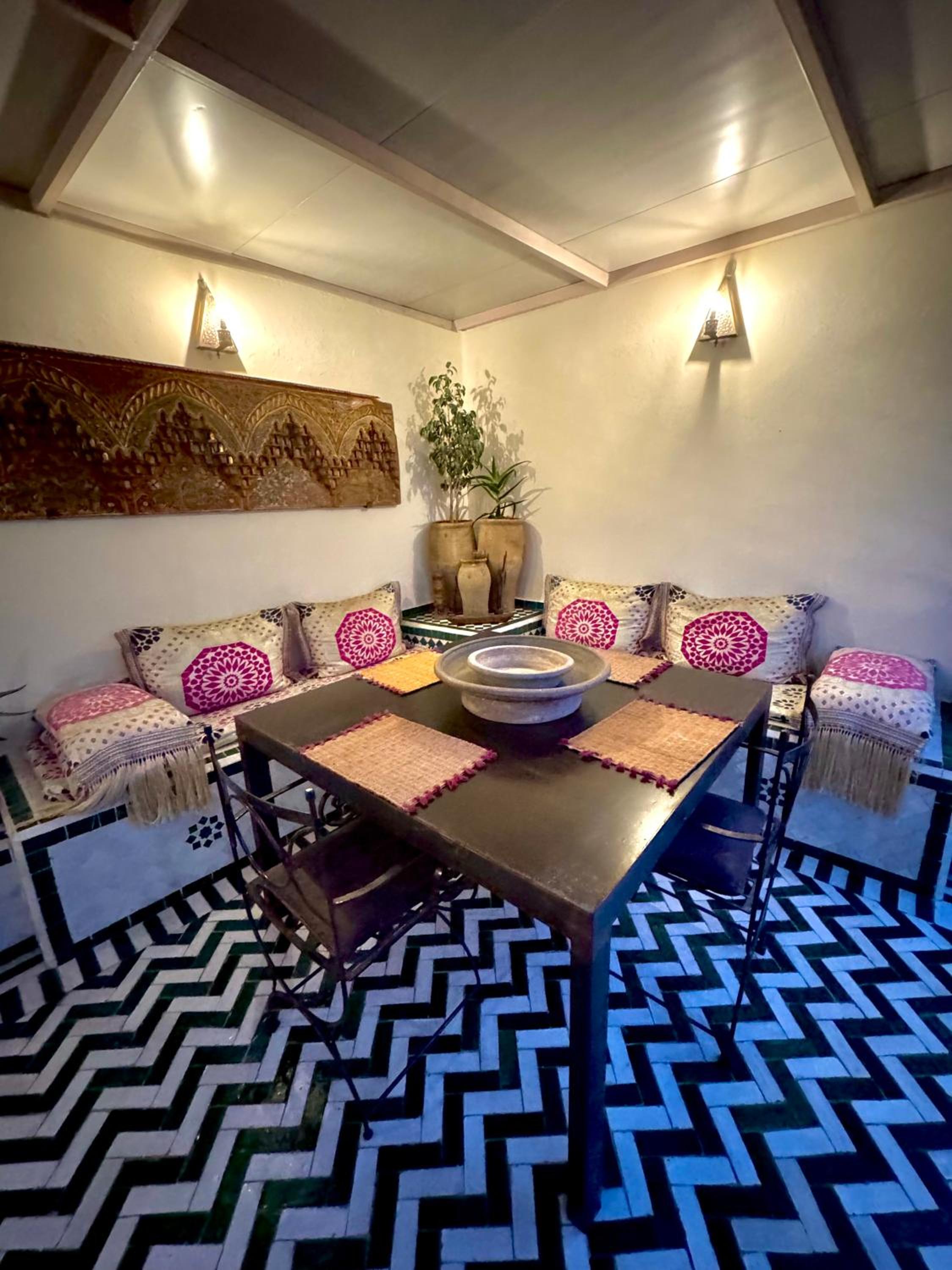 dining