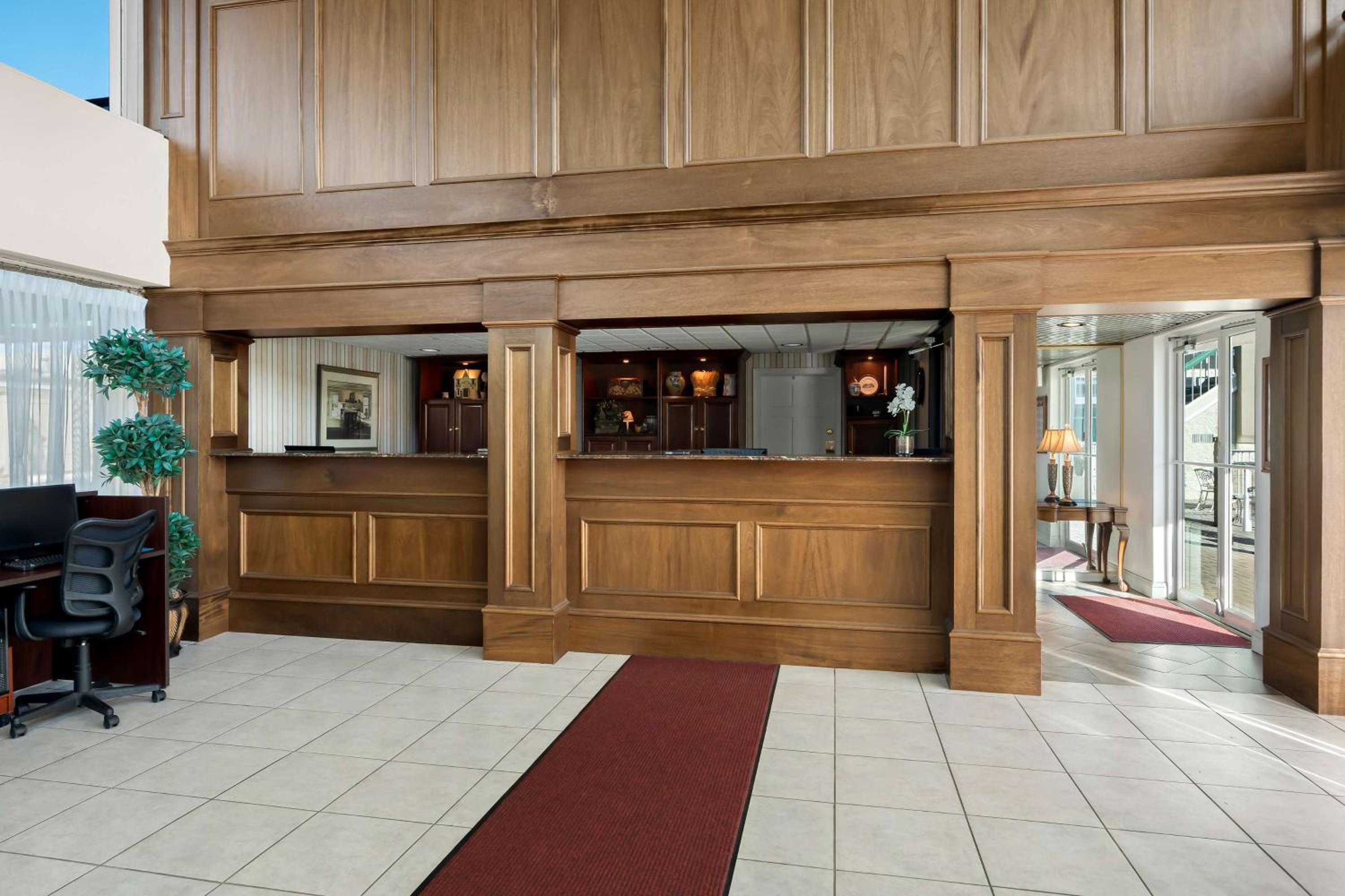 Wilmington Vacations - SureStay Plus Hotel by Best Western Brandywine Valley - Property Image 23