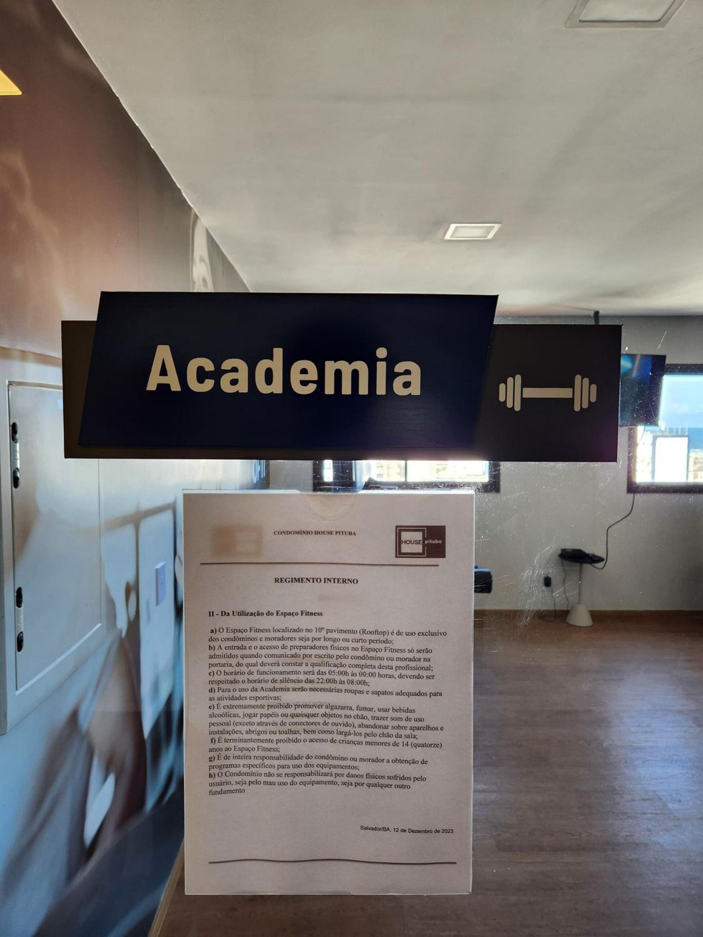 Apartamento novinho em ótima localização, bem próximo à praia e a diversos serviços.