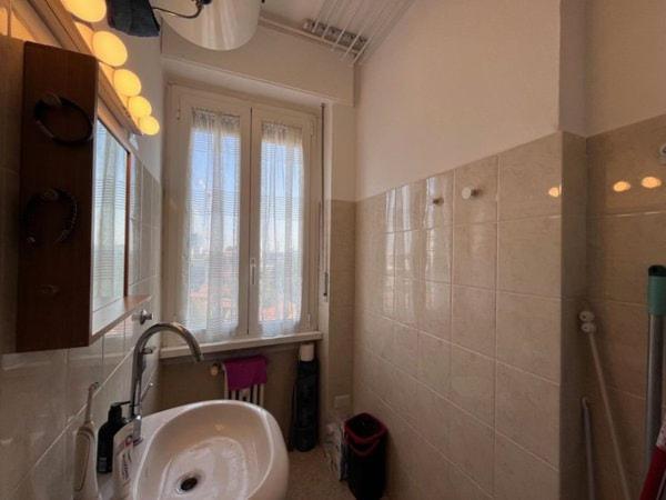Hiloren Apartment en Milan — bathroom