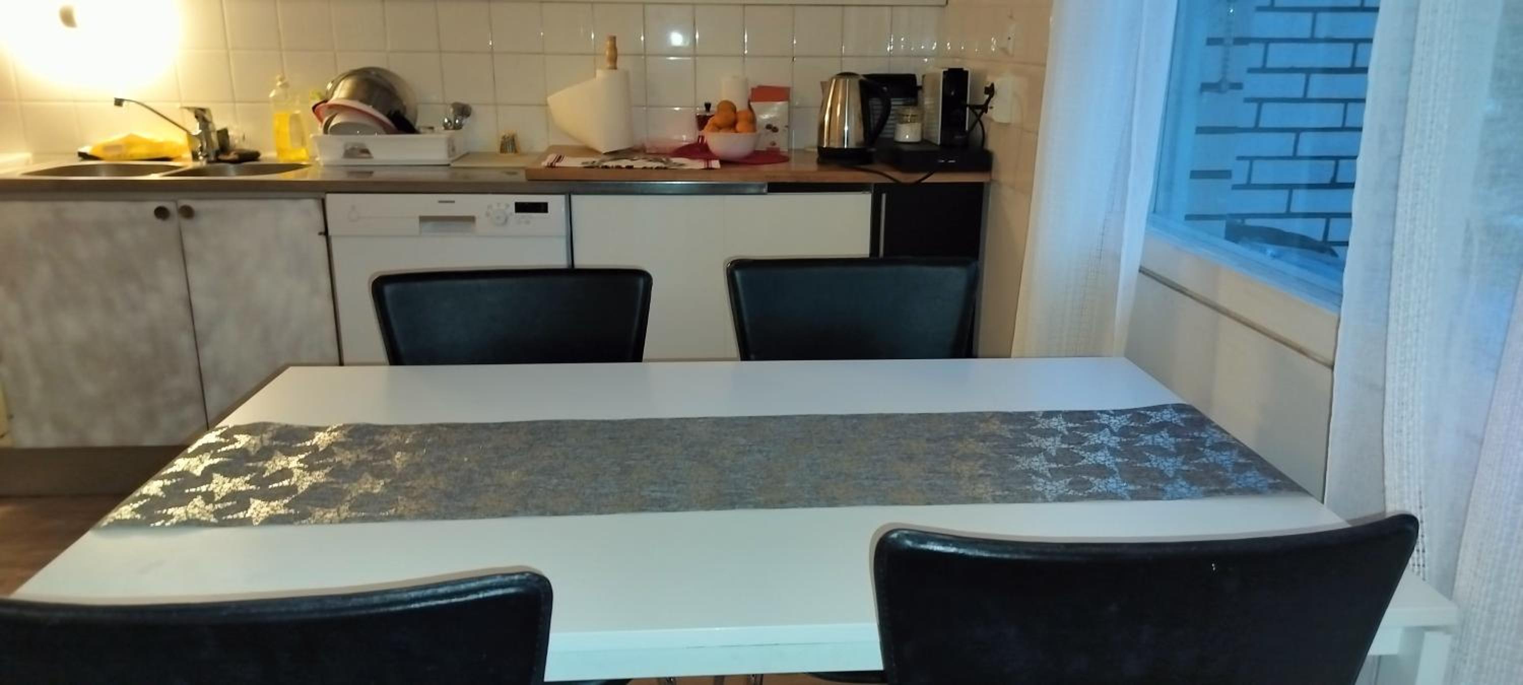 Aurora Holiday House