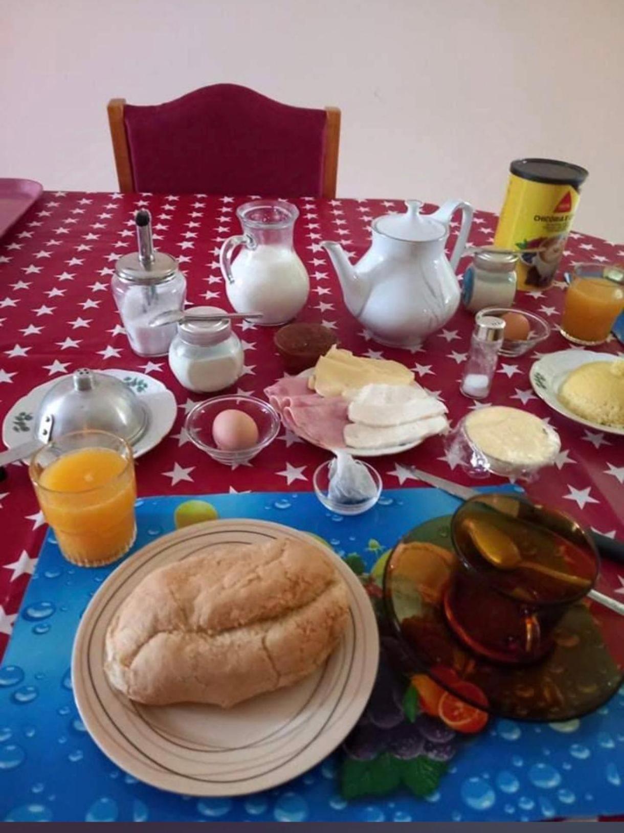 guesthouse emaly
