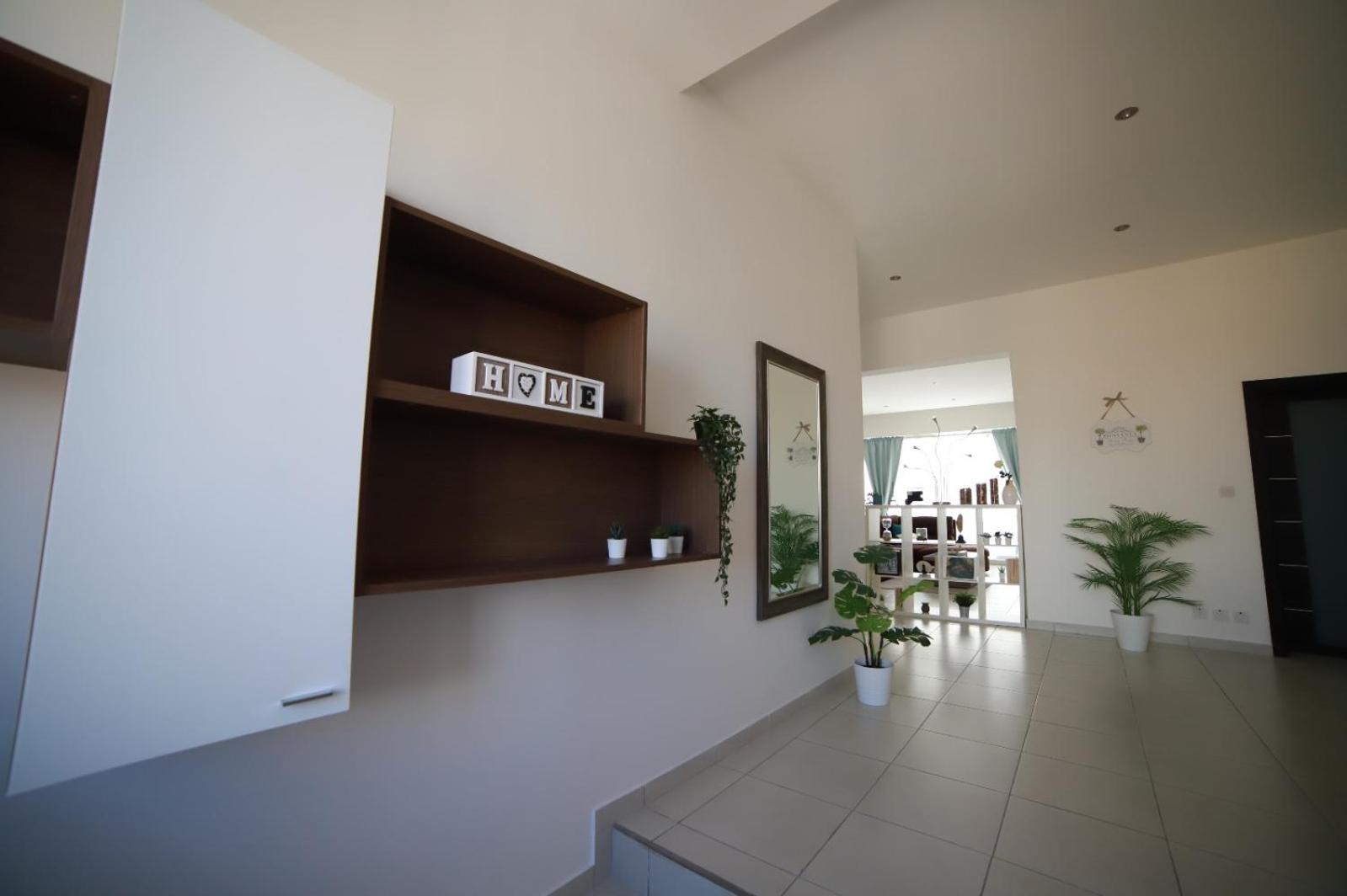 Central Room 128L en Palermo — other