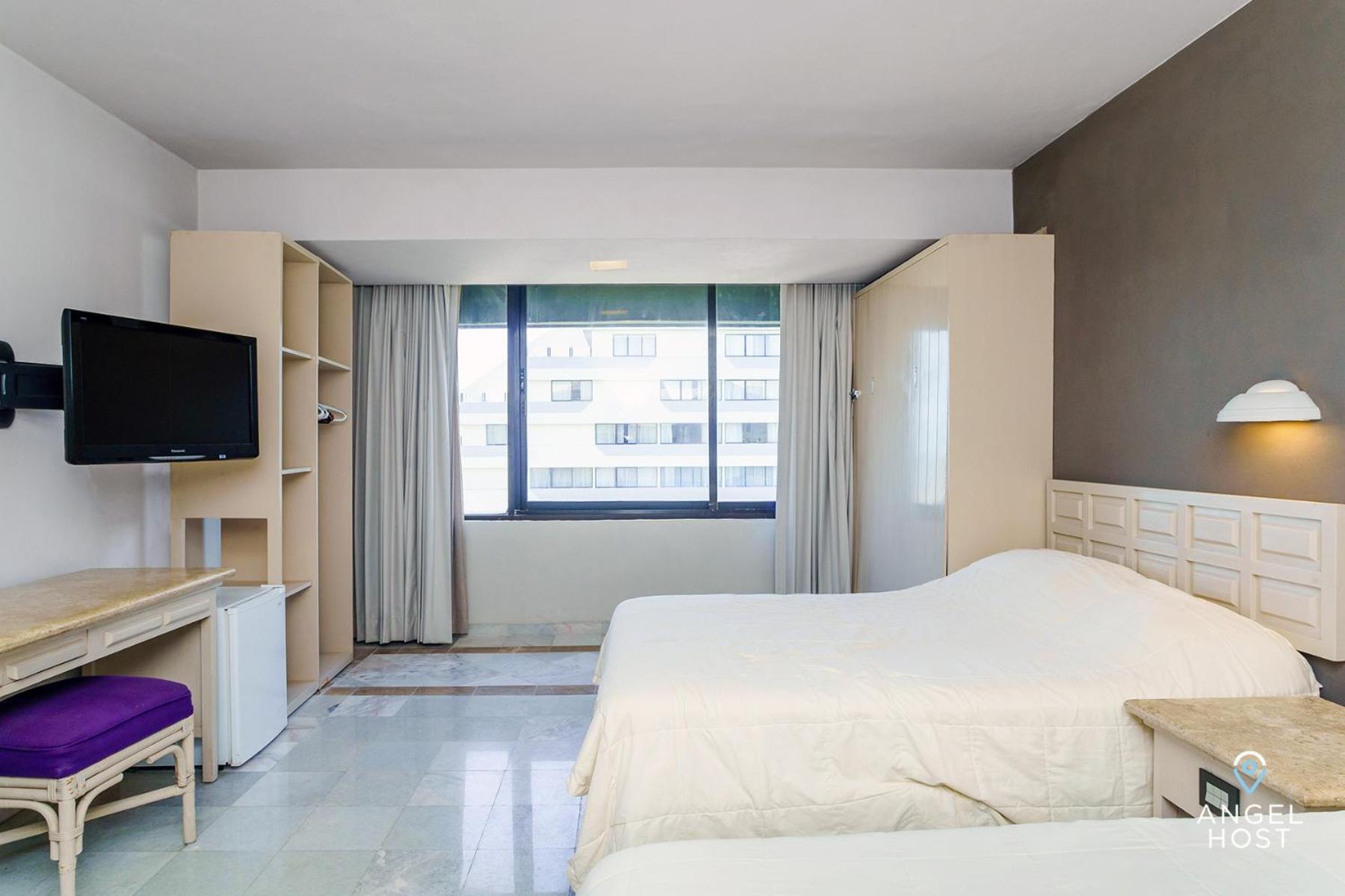 Fabulous Oceanview Suite Access to Beach & Pools