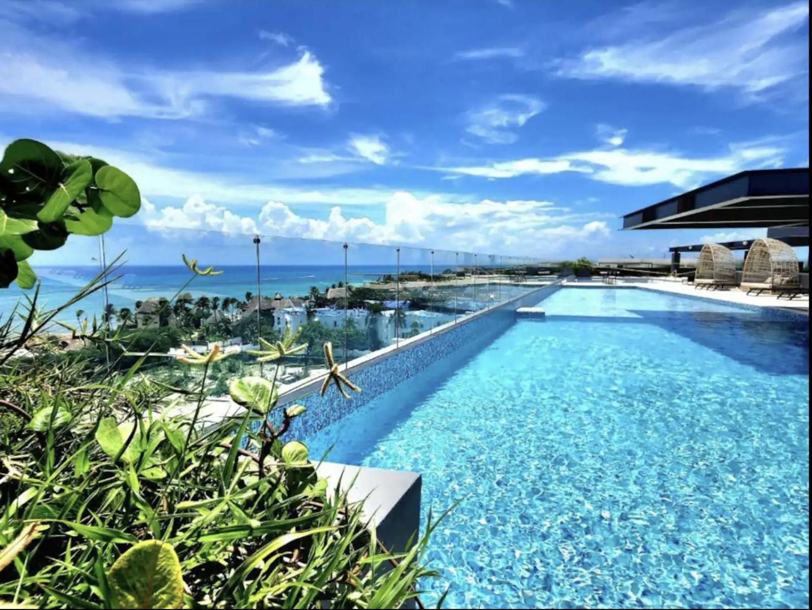 Luxury 1BR condo-Amazing Oceanviews Prime location close to beach