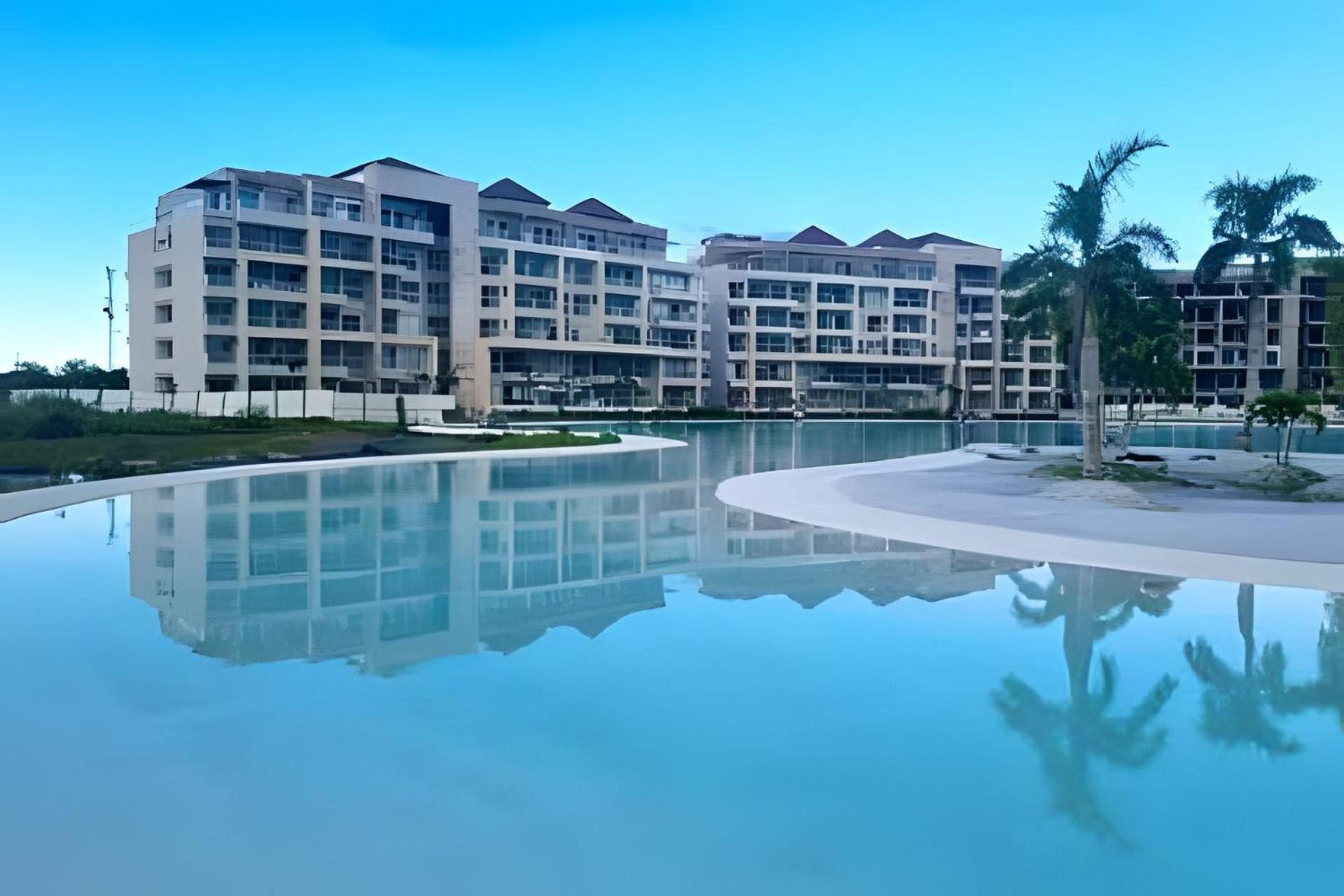 Nuevo, Exclusivo Apto 2BR Laguna Cristalina