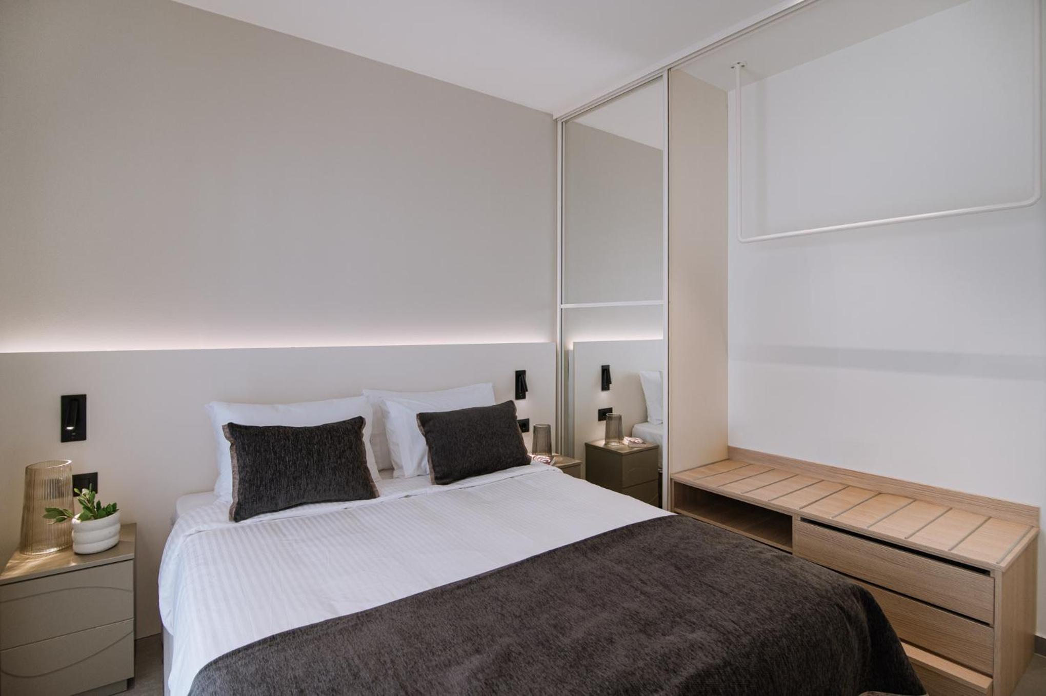 Kleopatra Homes