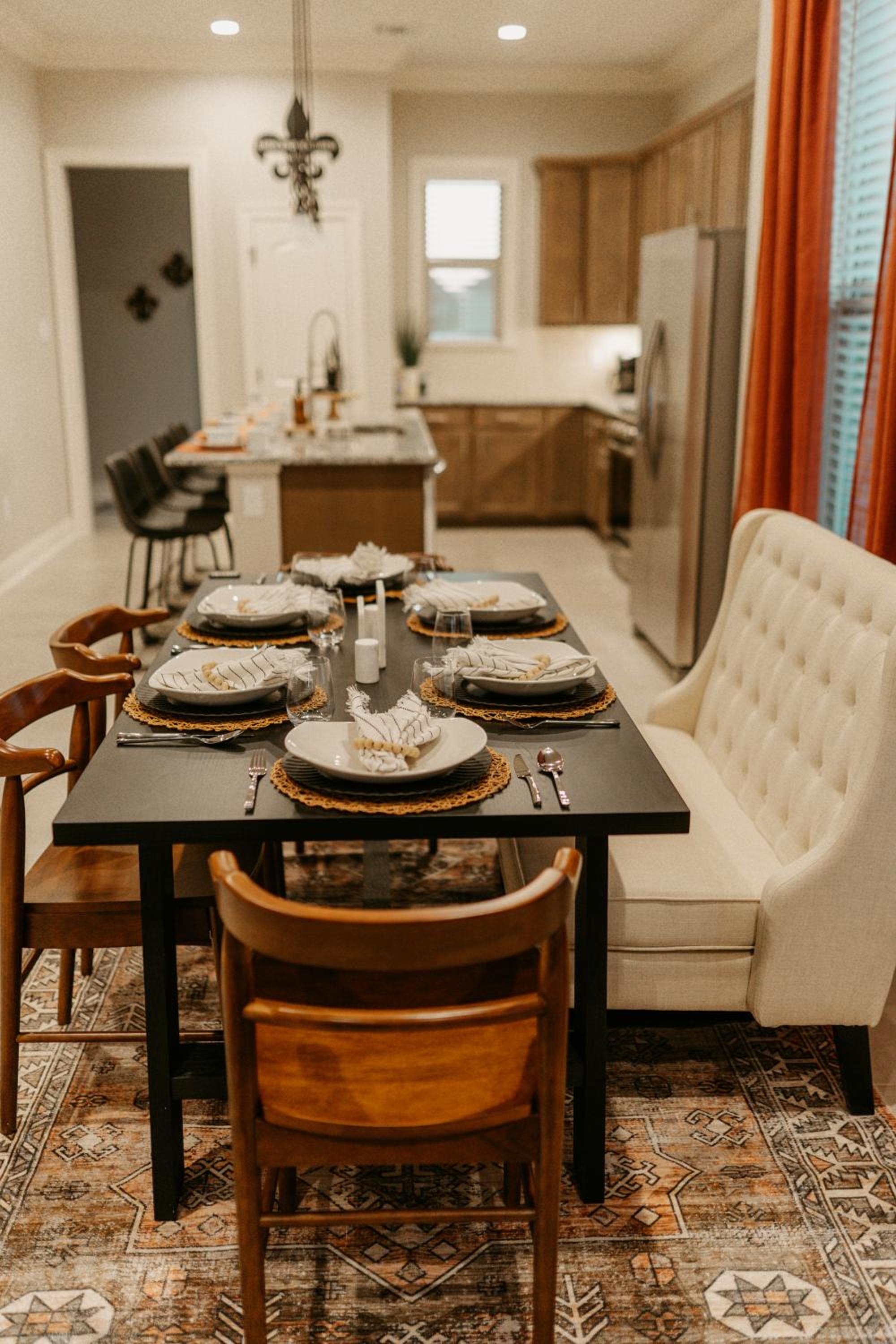 Fast Wifi & Cozy Space For Long-term Stays view 4
