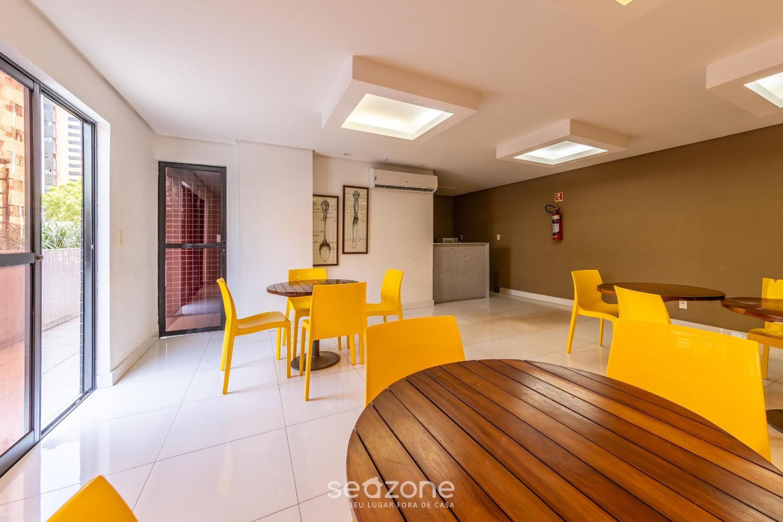 Apartment w/ Pool 500m from the Beach SOH1102