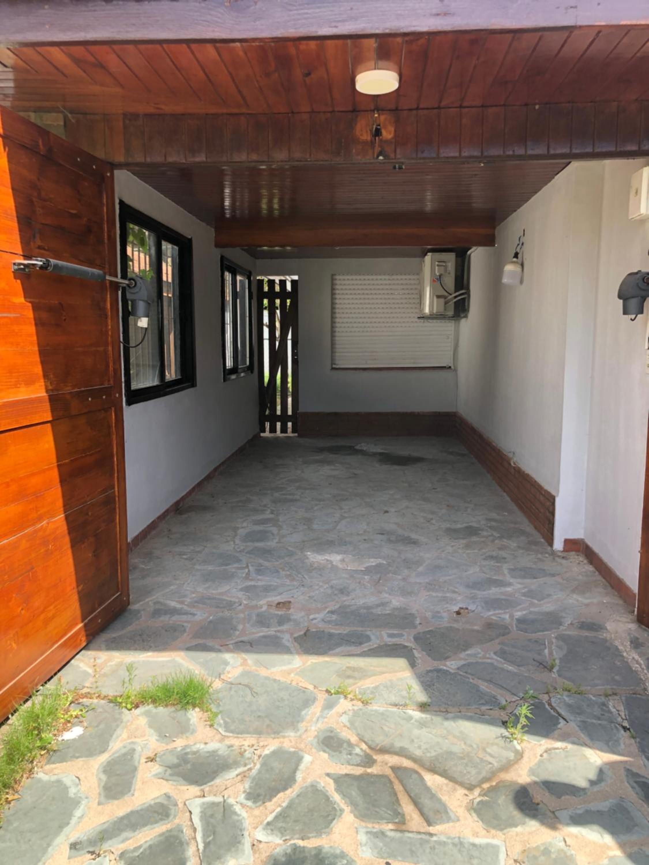 Super casa con cochera