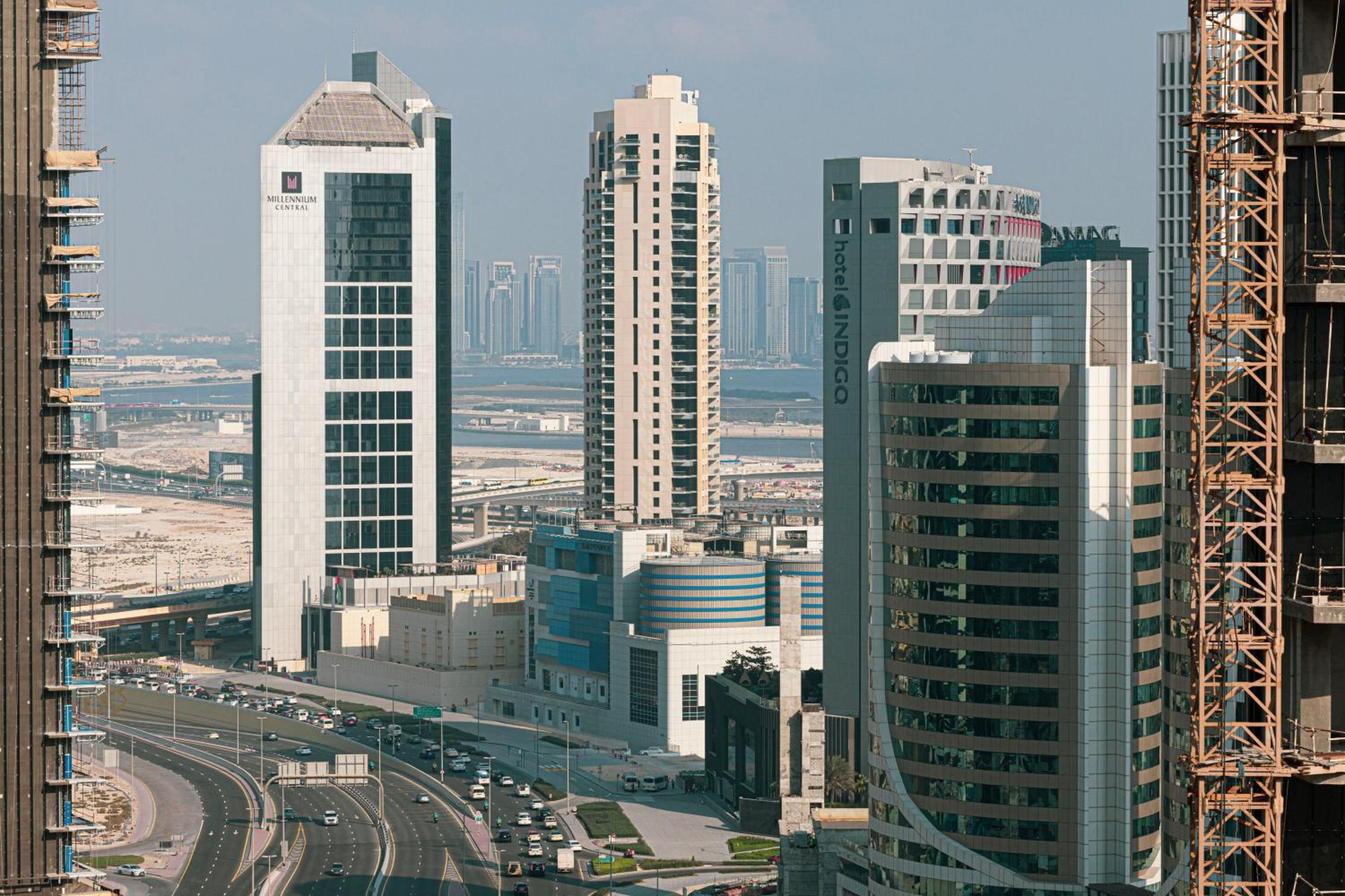 BURJ ROYALE - Luxurious Two-Bedroom apartment in DOWNTOWN, Burj Khalifa view POOL in the building, 5-min walk to Dubai Mall & Dubai Fountains