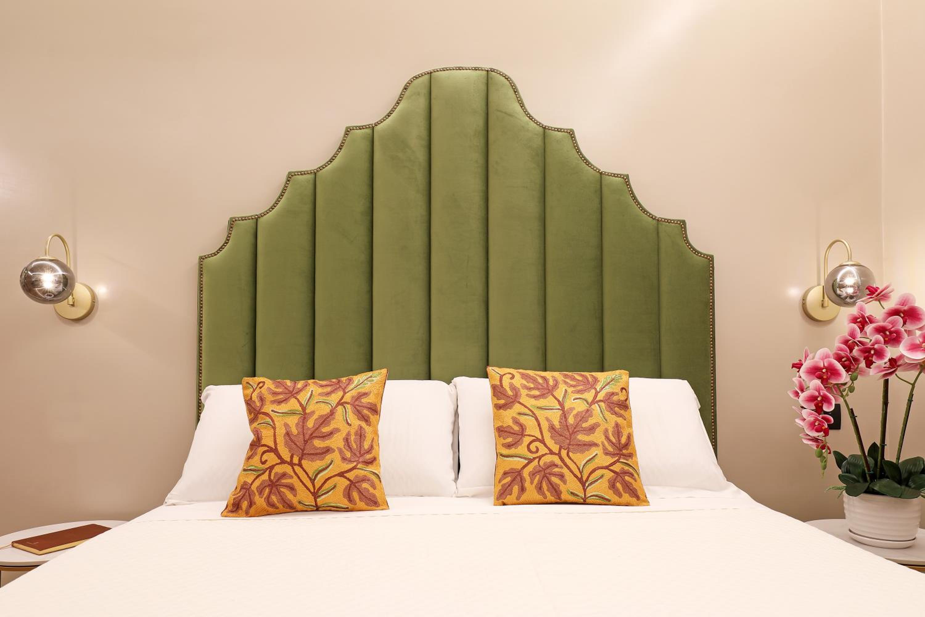 Grand Tour Rome Suites - Liberty Collection