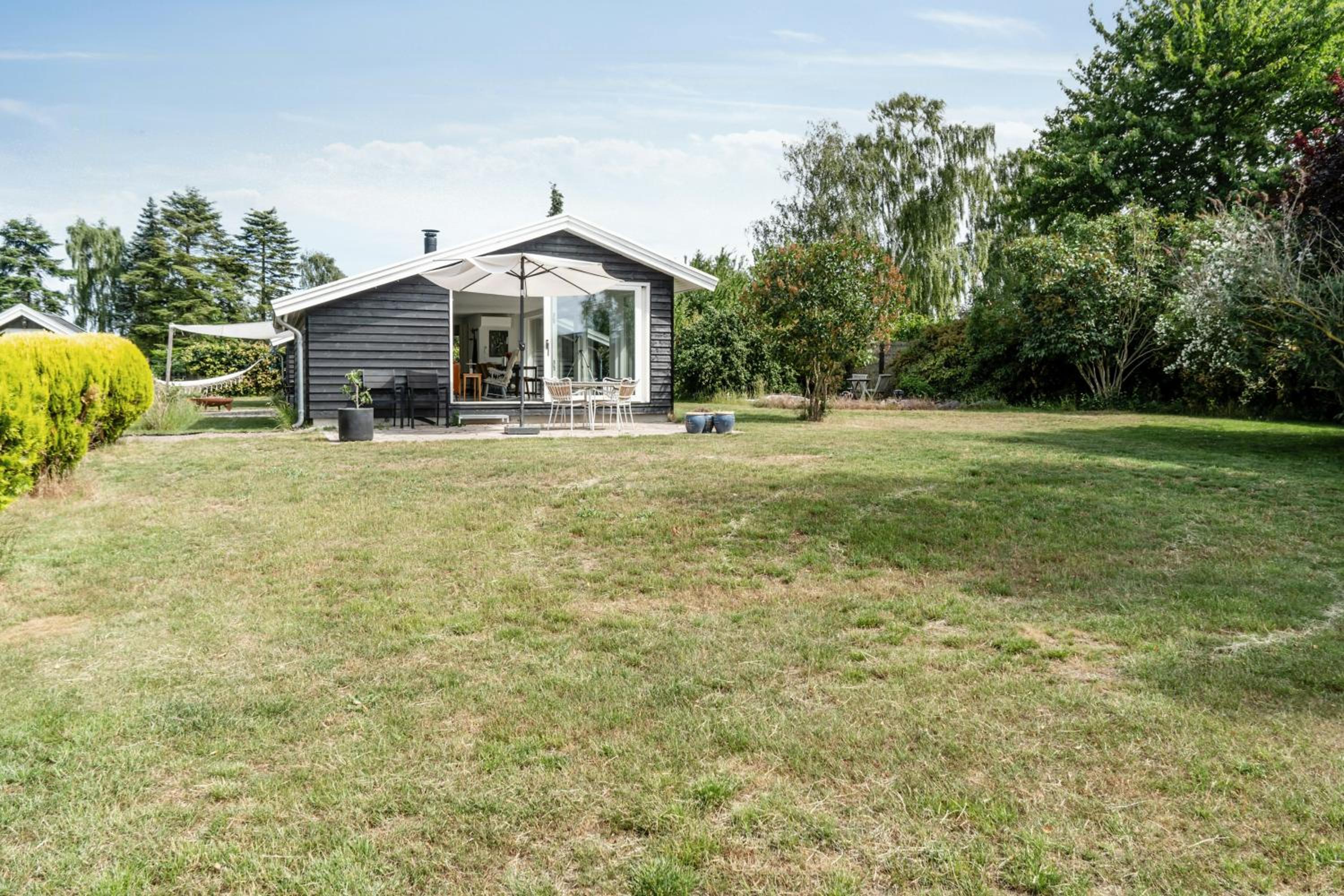 Beautiful Tranquil Home By Fjord Near Copenhagen view 3