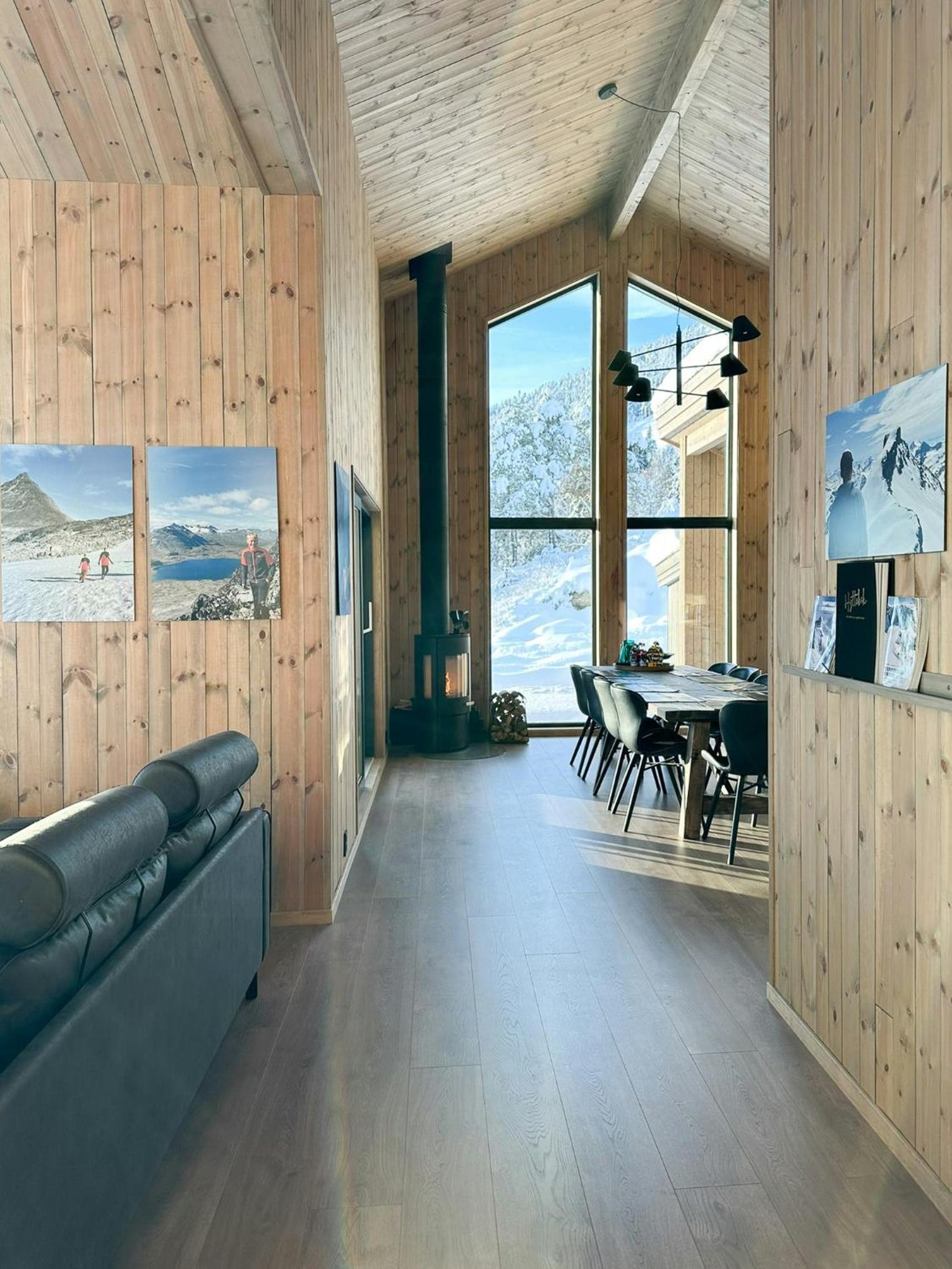 Cabin Embraced By Extrairdinary Nature view 5
