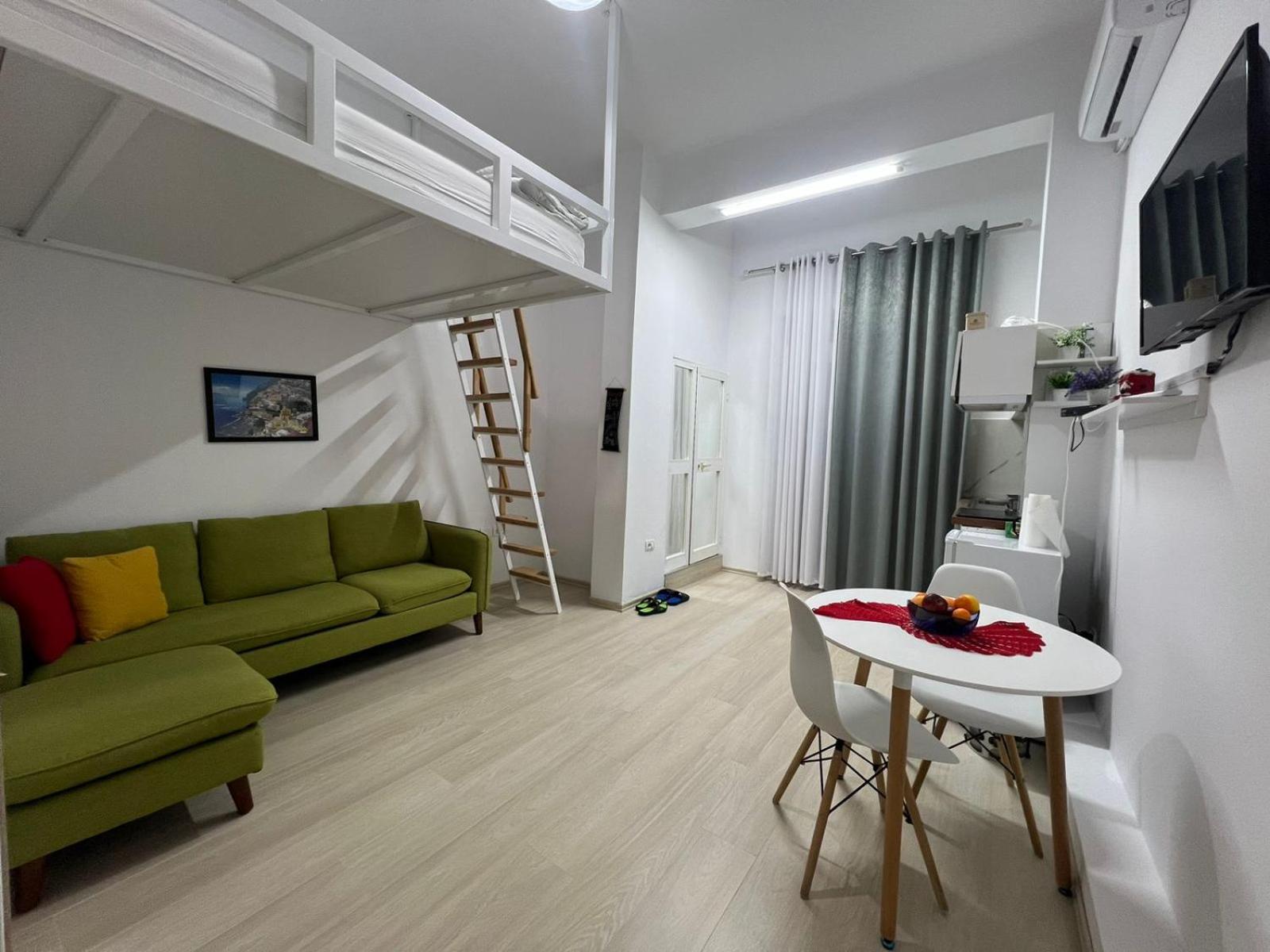 Comfy Studio APT close to Lake Park