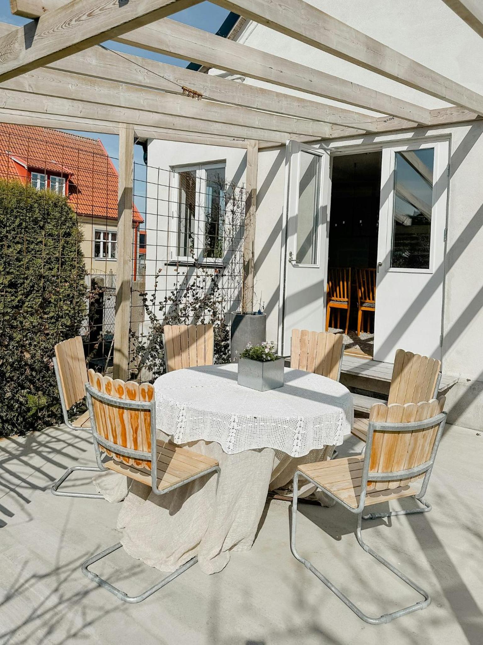 Charming Family House Near Ystad's Sandy Beaches view 5