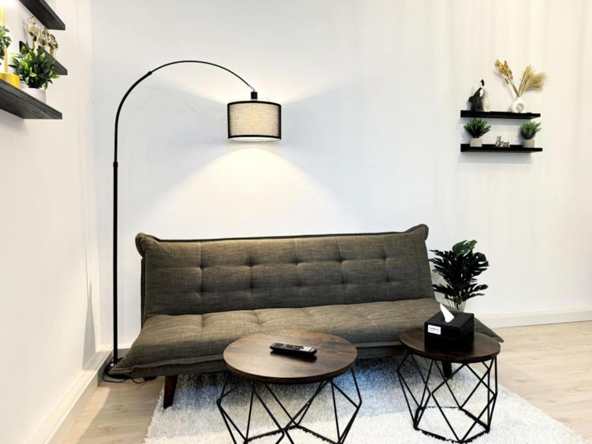 HolidayHome Apartments I Luxery Private Room in Heart of Berlin