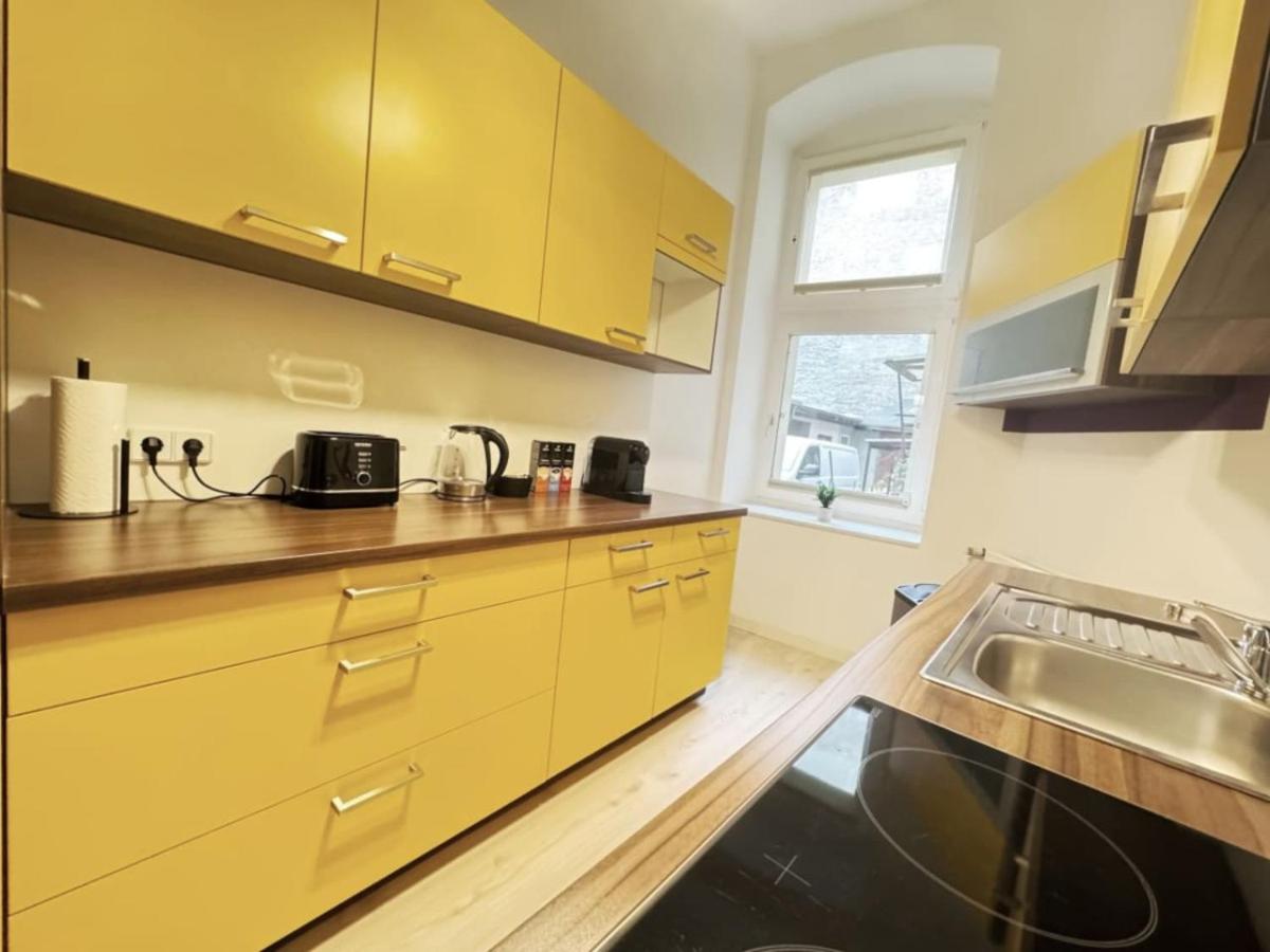 HolidayHome Apartments I Luxery Private Room in Heart of Berlin