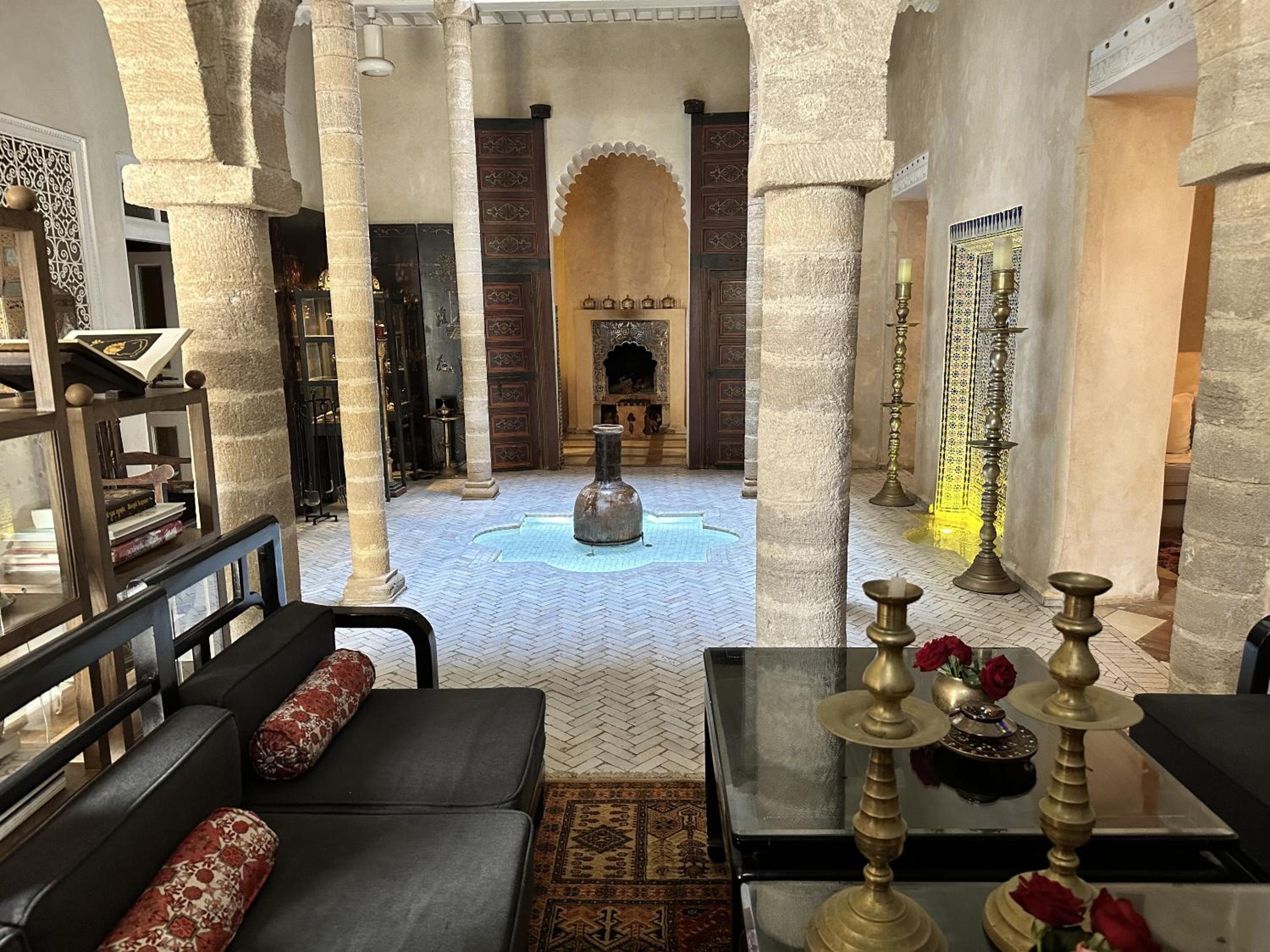 lounge