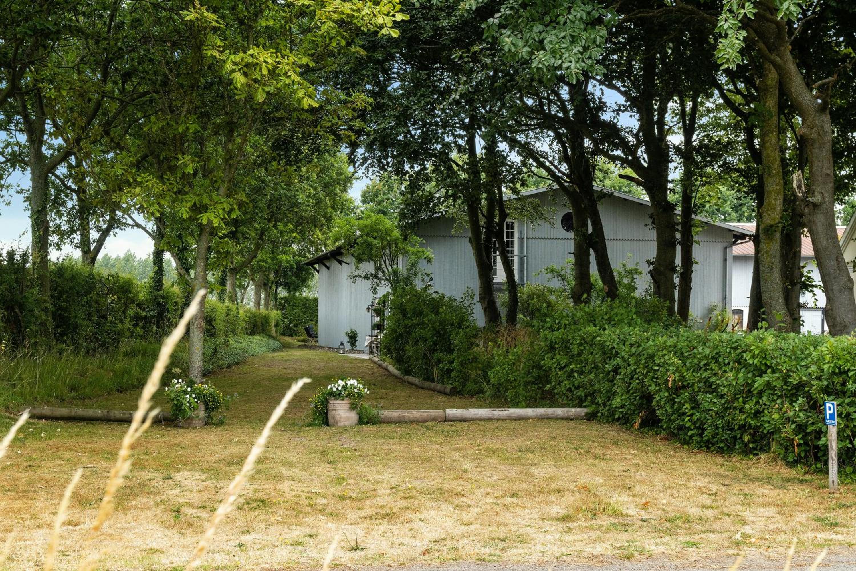 Photo 23