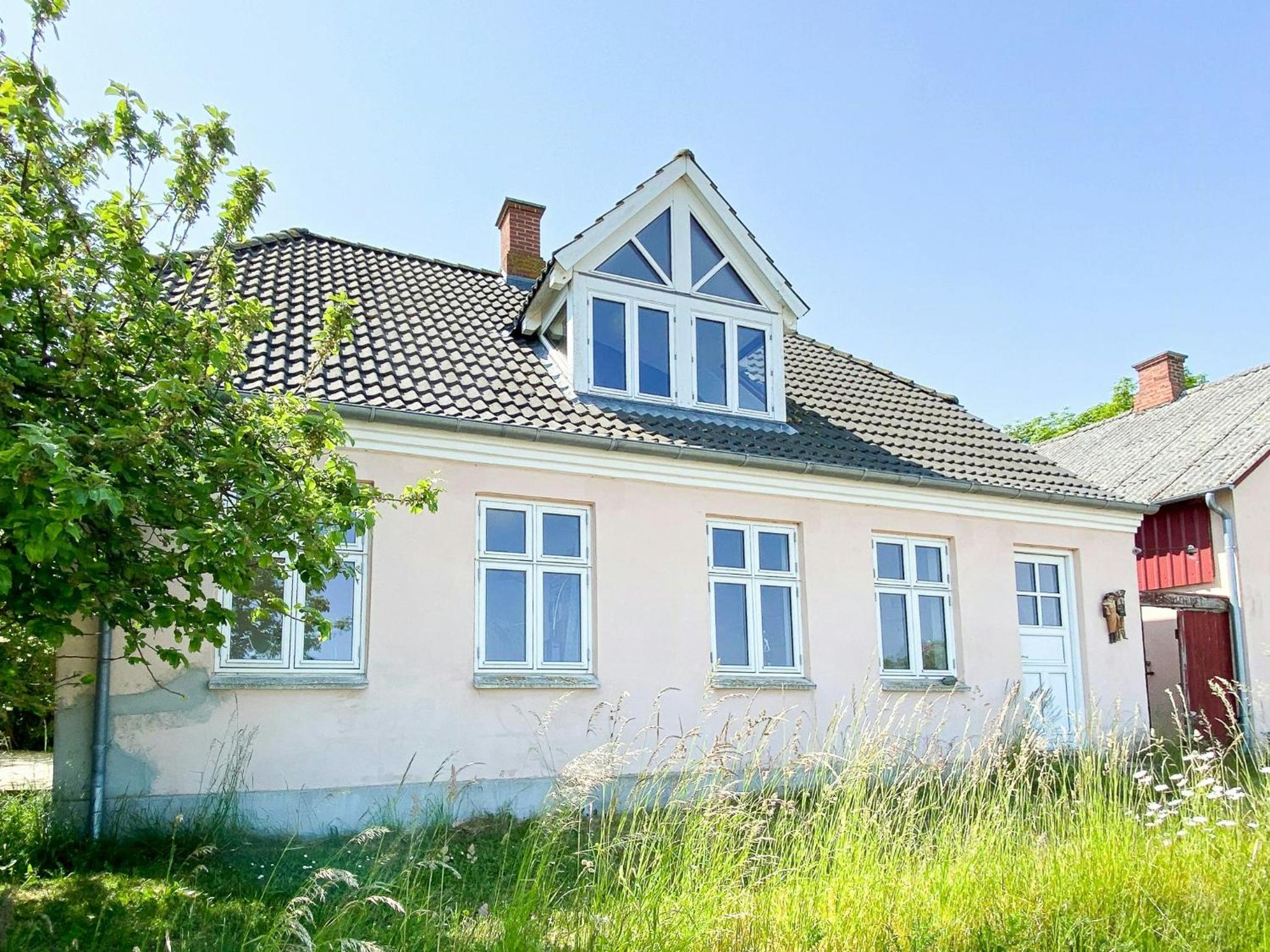 Charming Summer House On North Langeland