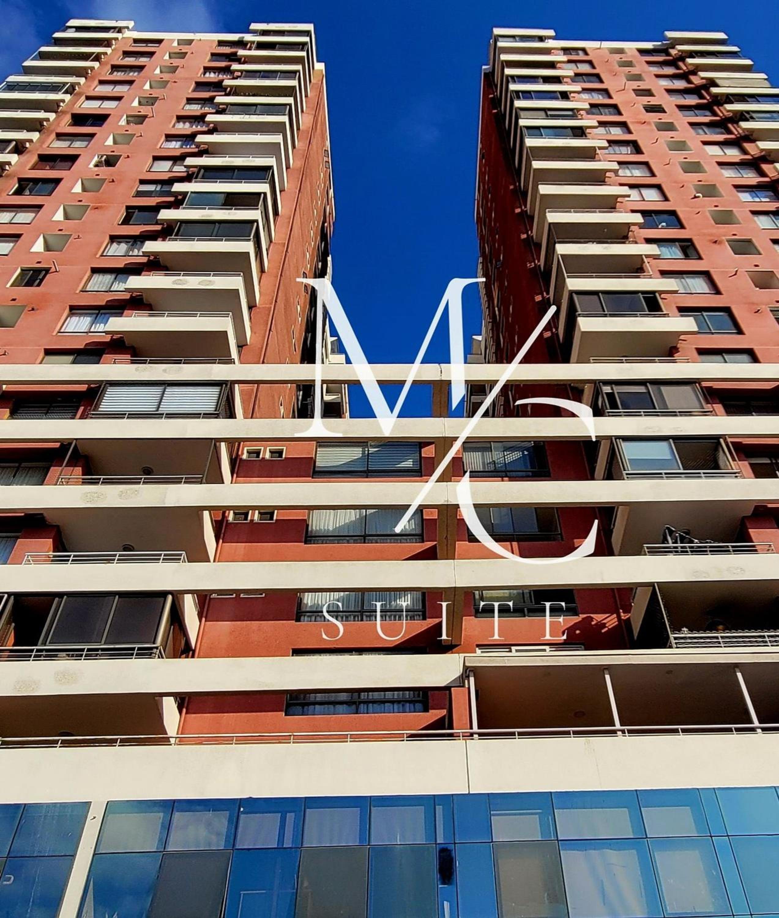Exclusivo Departamento, piso 14, amplia terraza y vista a la ciudad. Clinica Antofagasta